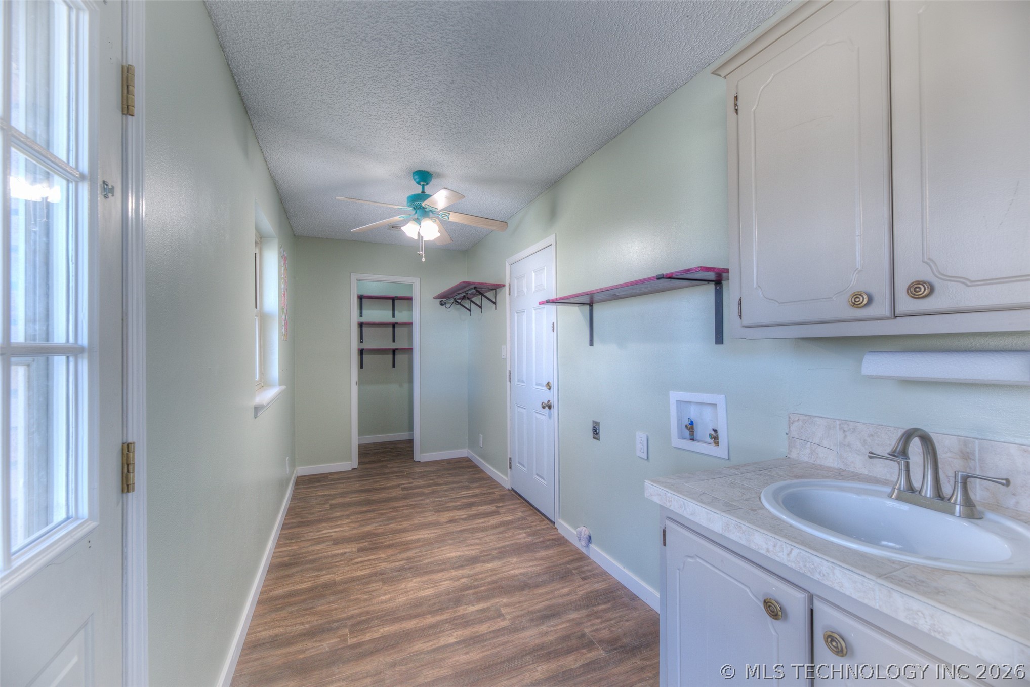 2610 Turner Street Property Photo 16