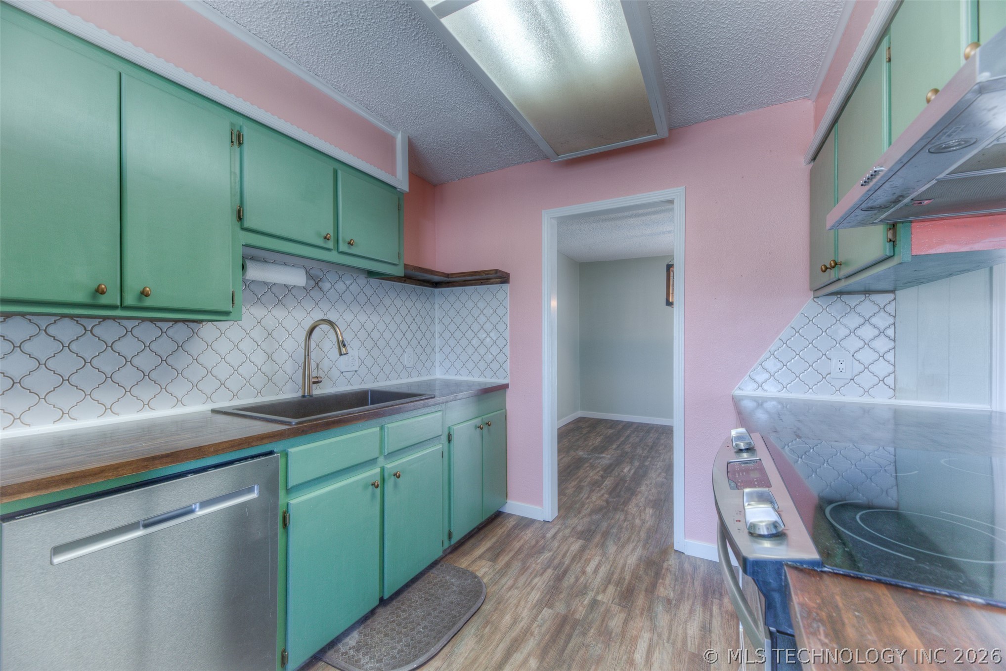 2610 Turner Street Property Photo 17