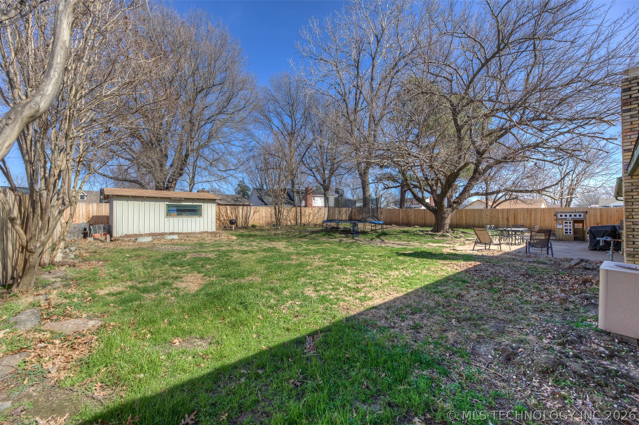 2610 Turner Street Property Photo 35