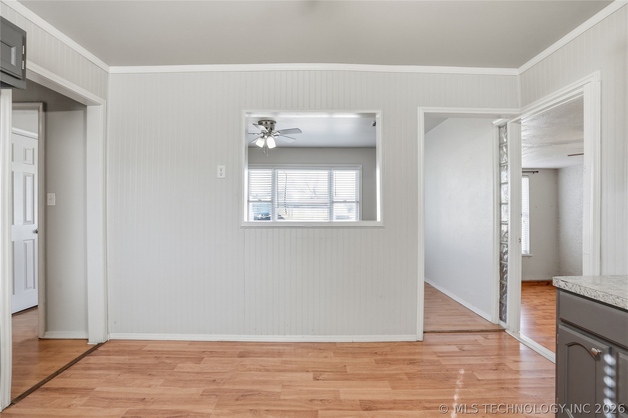 707 N 71st East Avenue Property Photo 11