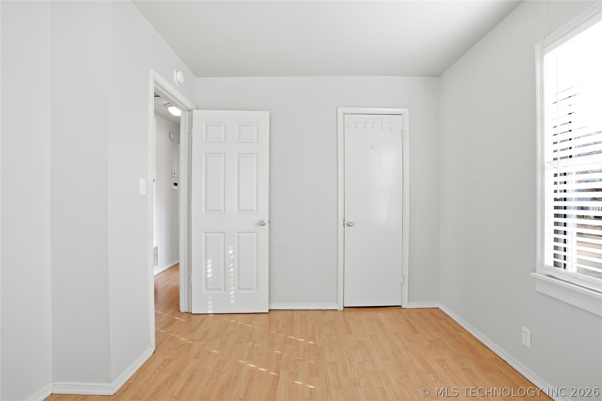 707 N 71st East Avenue Property Photo 18
