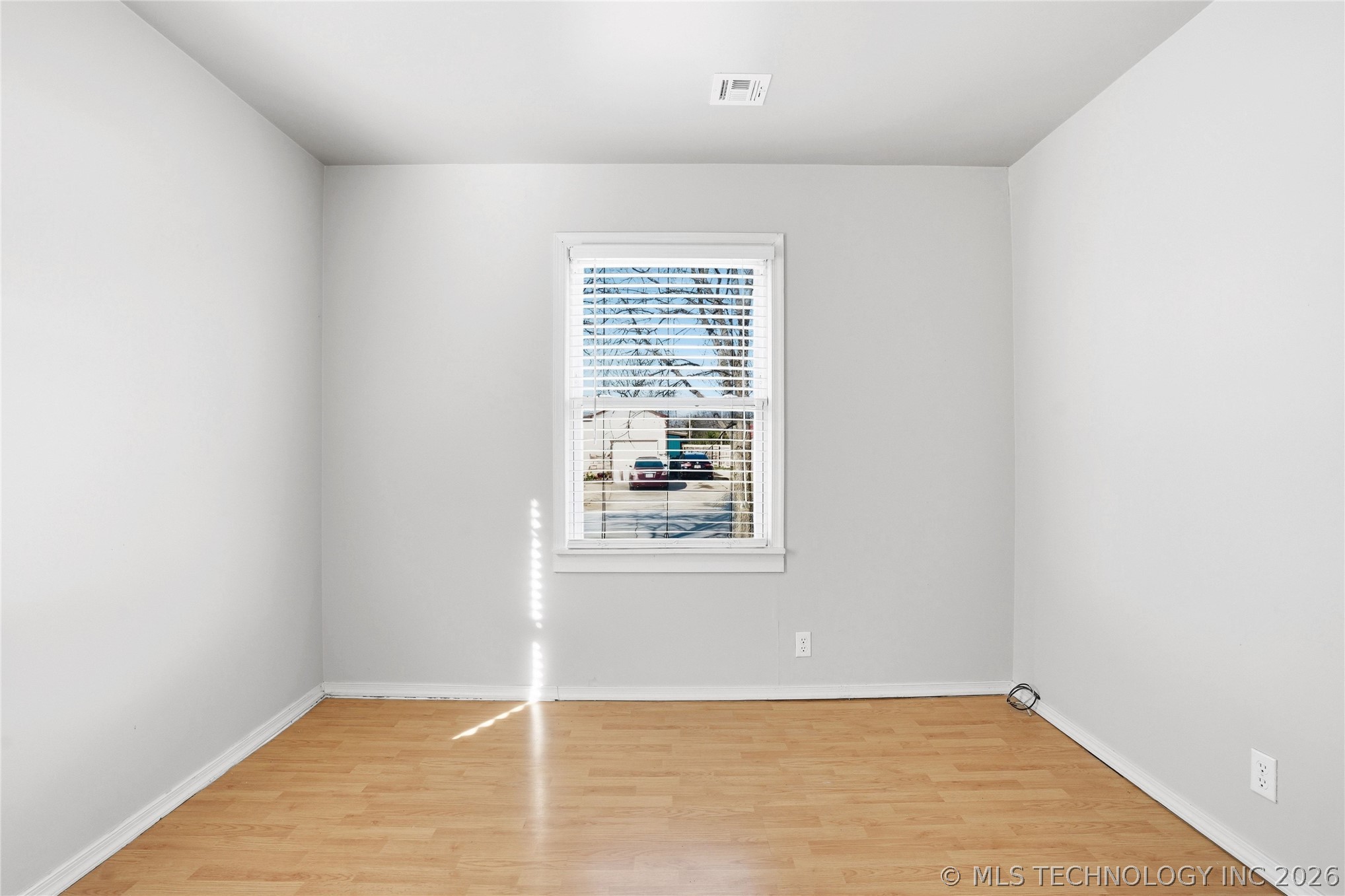 707 N 71st East Avenue Property Photo 19