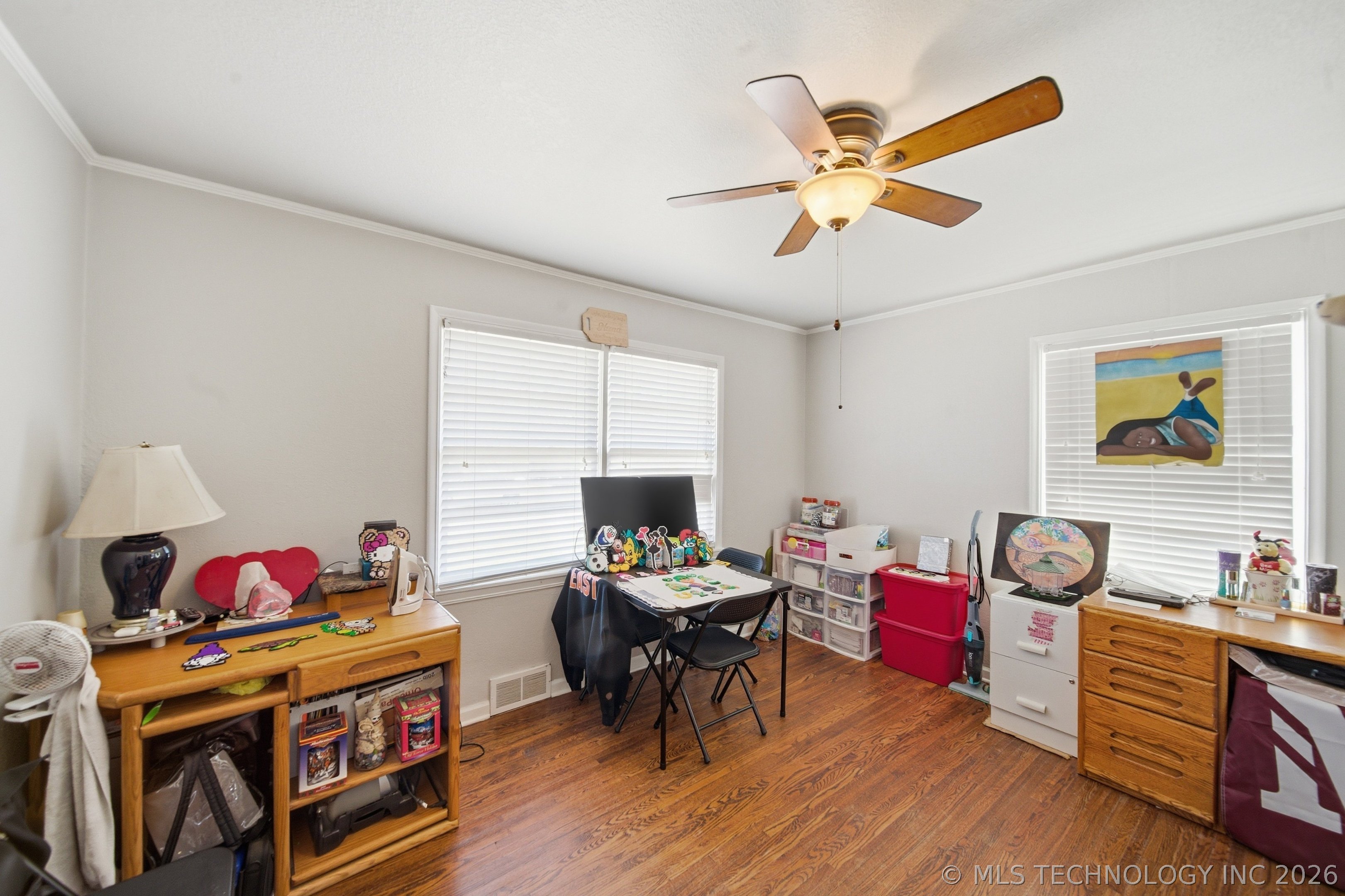 5534 S Columbia Avenue Property Photo 21