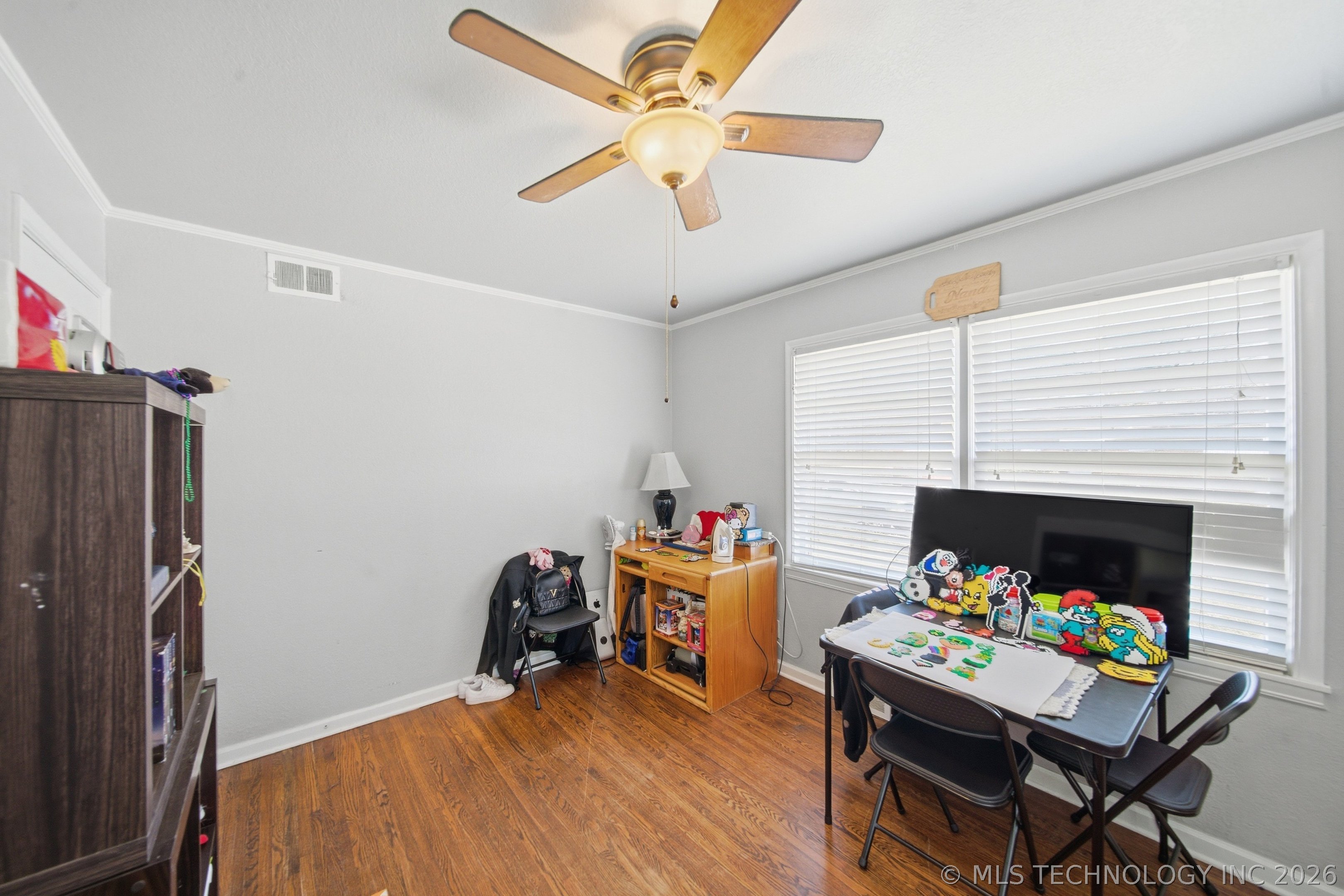 5534 S Columbia Avenue Property Photo 22