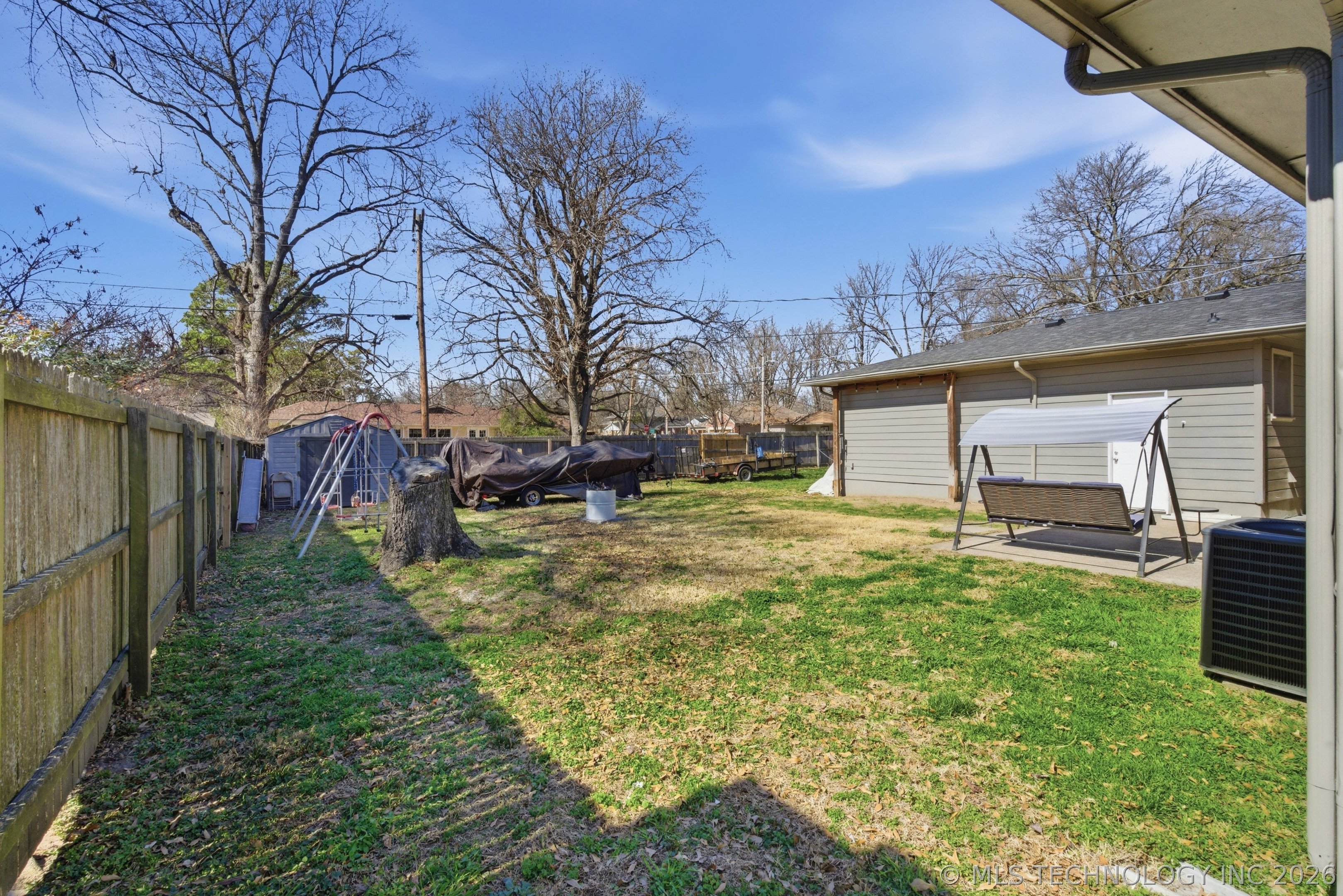 5534 S Columbia Avenue Property Photo 25