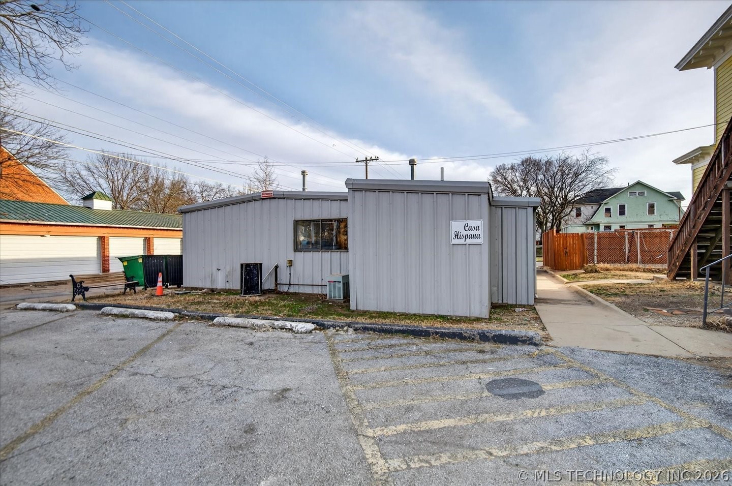 822 S Johnstone Avenue Property Photo 10