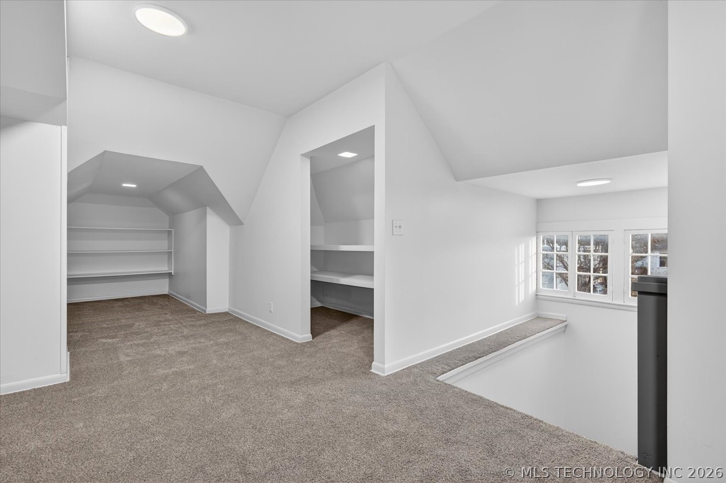 822 S Johnstone Avenue Property Photo 15
