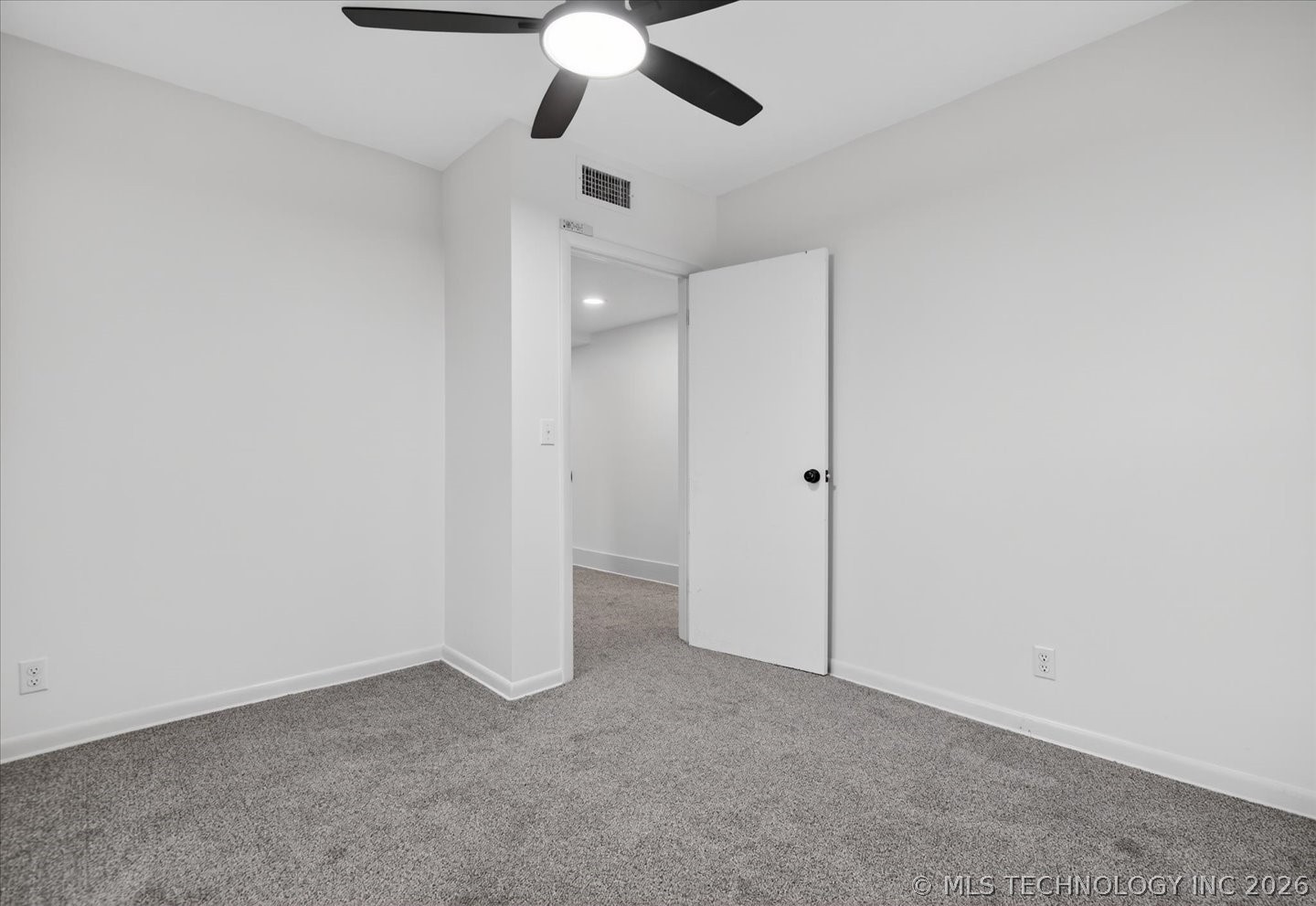 822 S Johnstone Avenue Property Photo 20