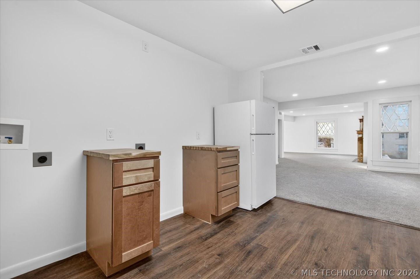 822 S Johnstone Avenue Property Photo 26