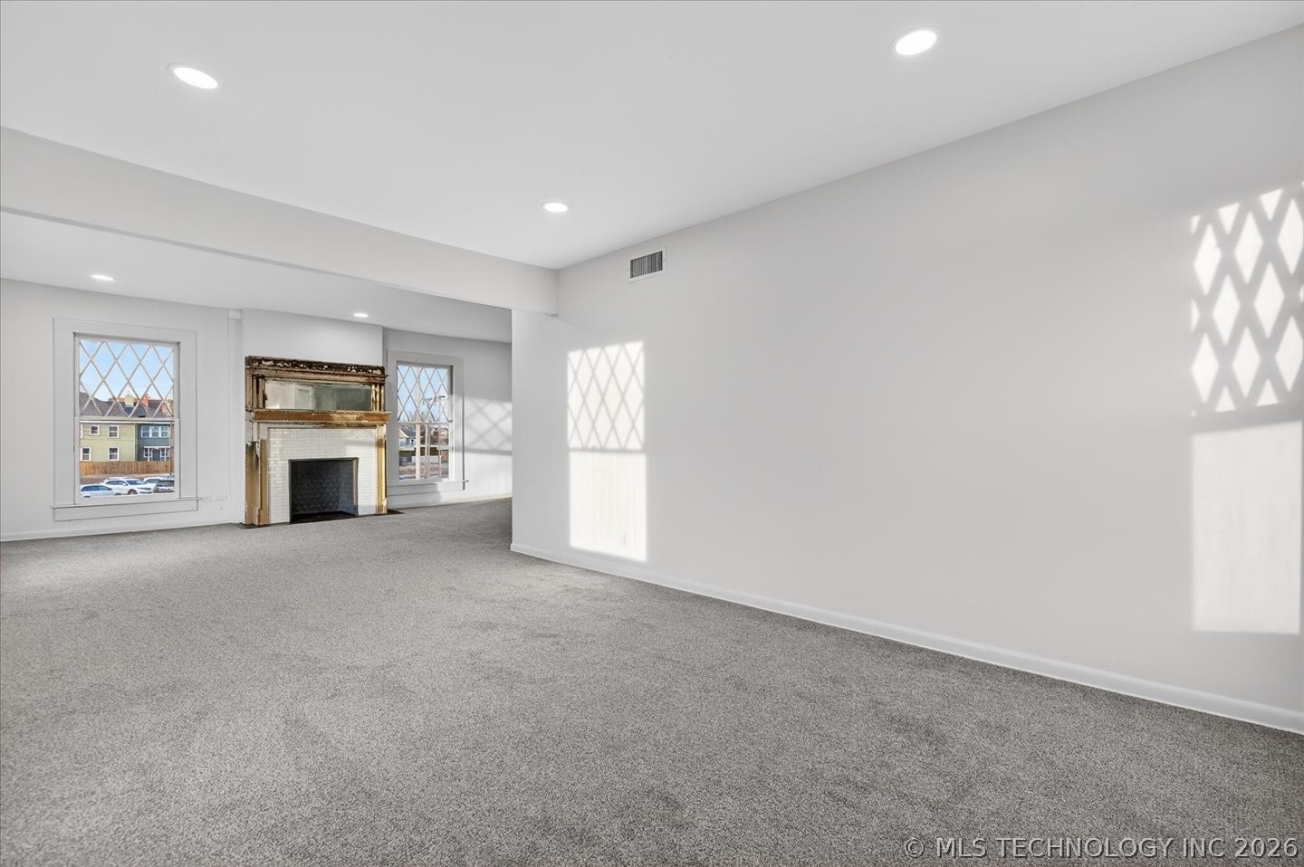 822 S Johnstone Avenue Property Photo 35