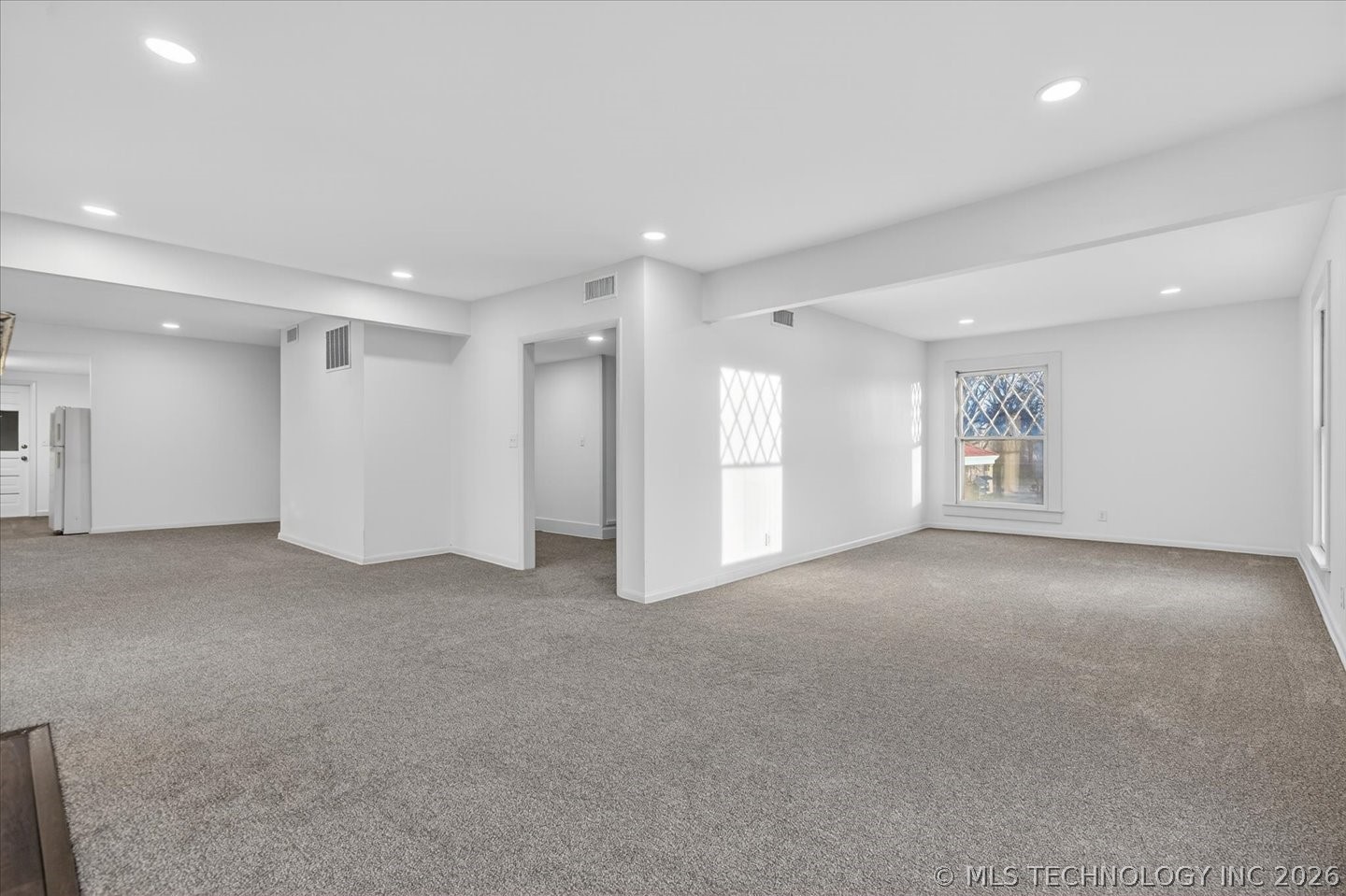 822 S Johnstone Avenue Property Photo 36