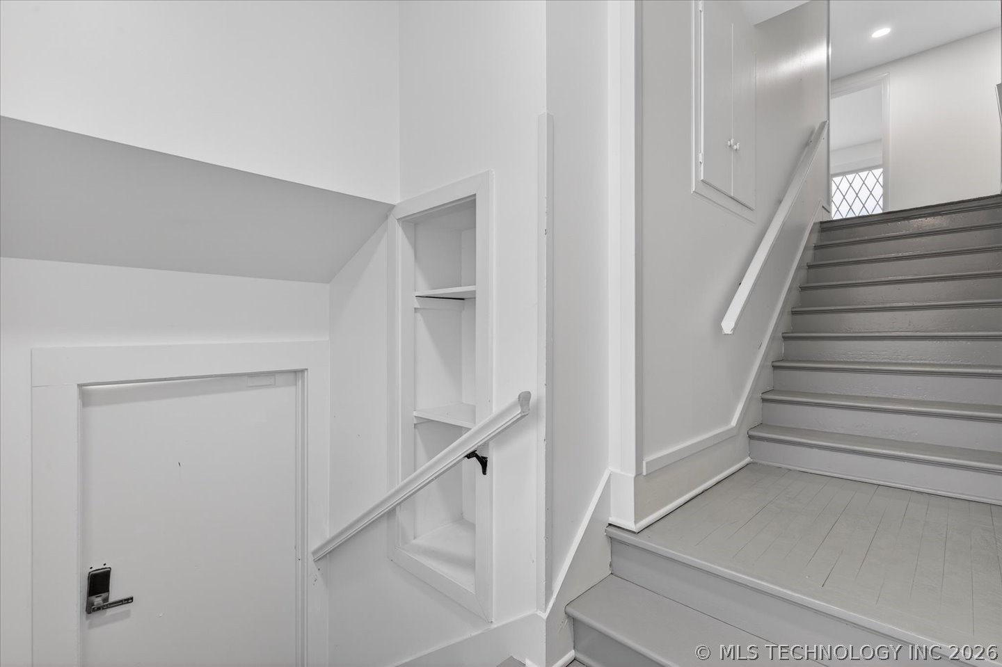 822 S Johnstone Avenue Property Photo 37