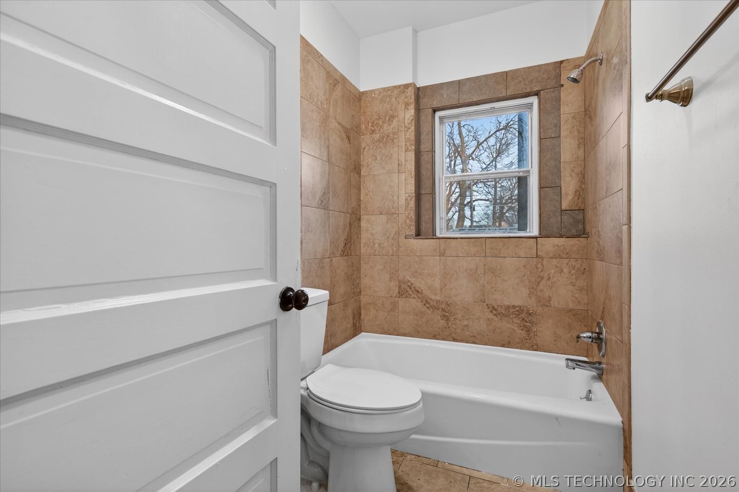 822 S Johnstone Avenue Property Photo 40