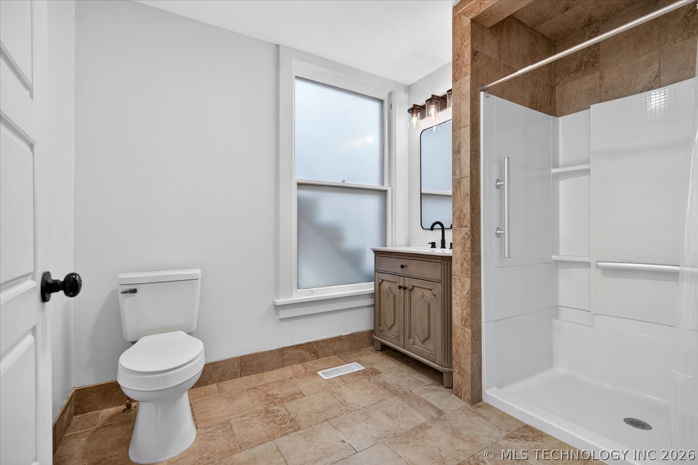 822 S Johnstone Avenue Property Photo 41
