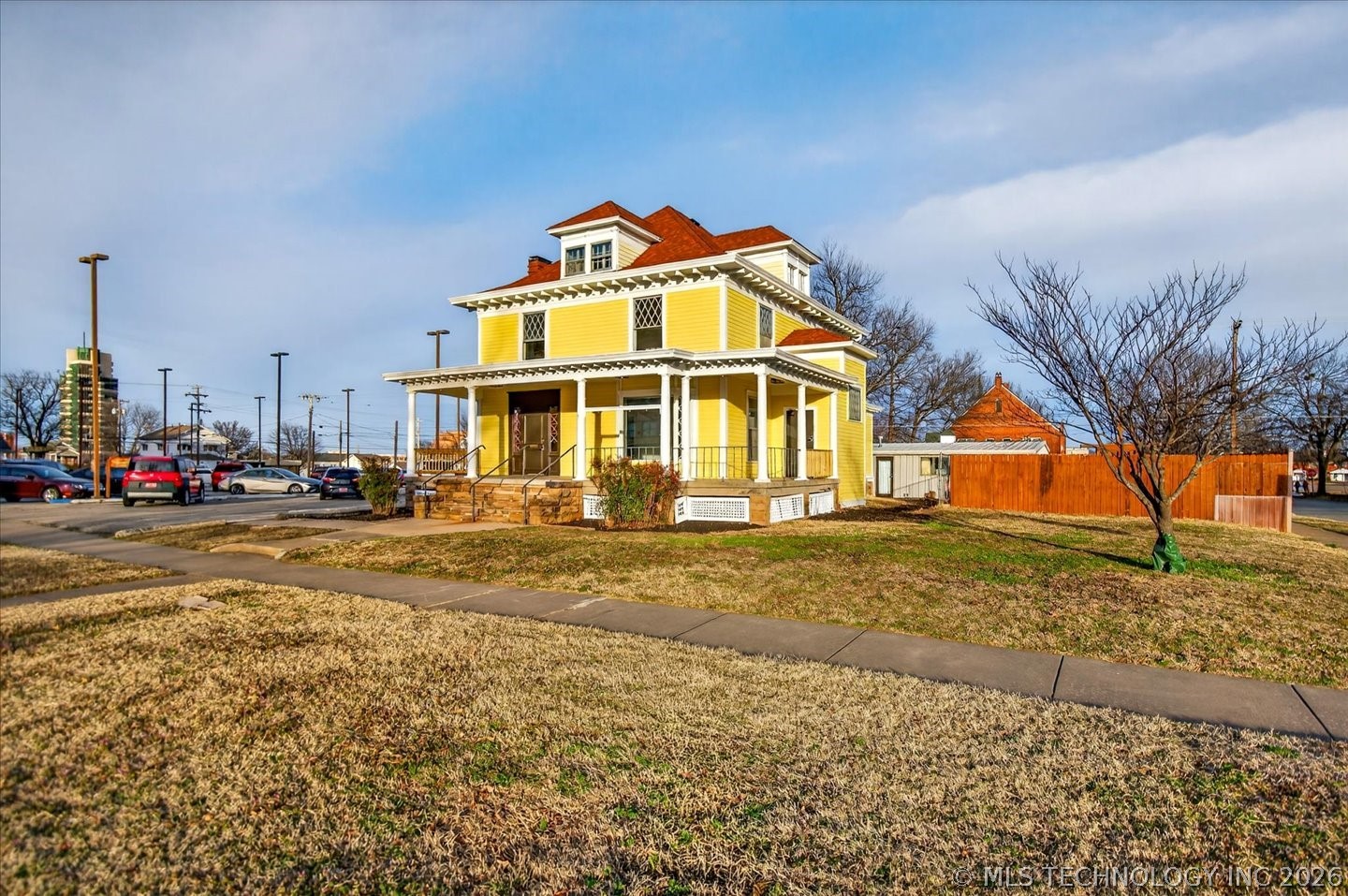 822 S Johnstone Avenue Property Photo 46