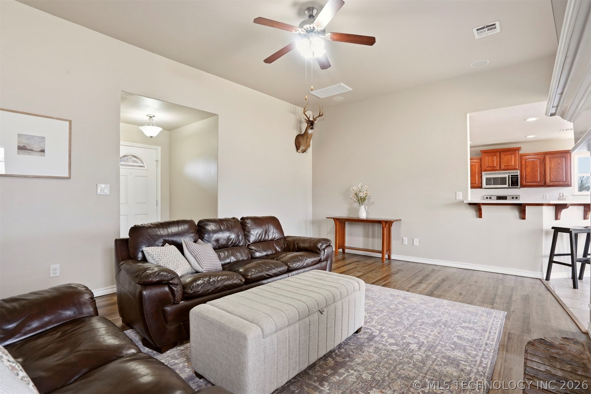14504 S Oak Street Property Photo 6
