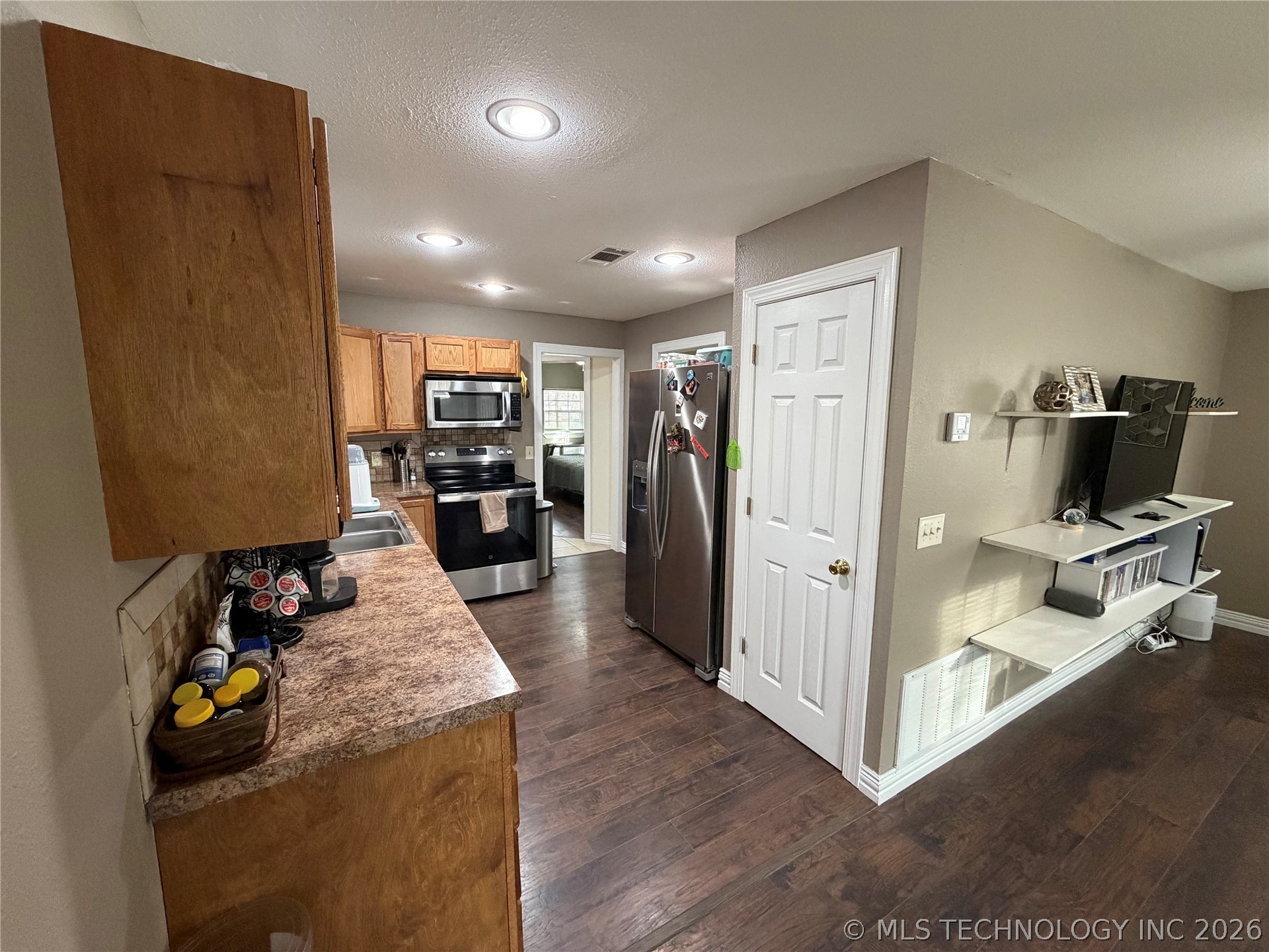 112 N Hayden Street Property Photo 5