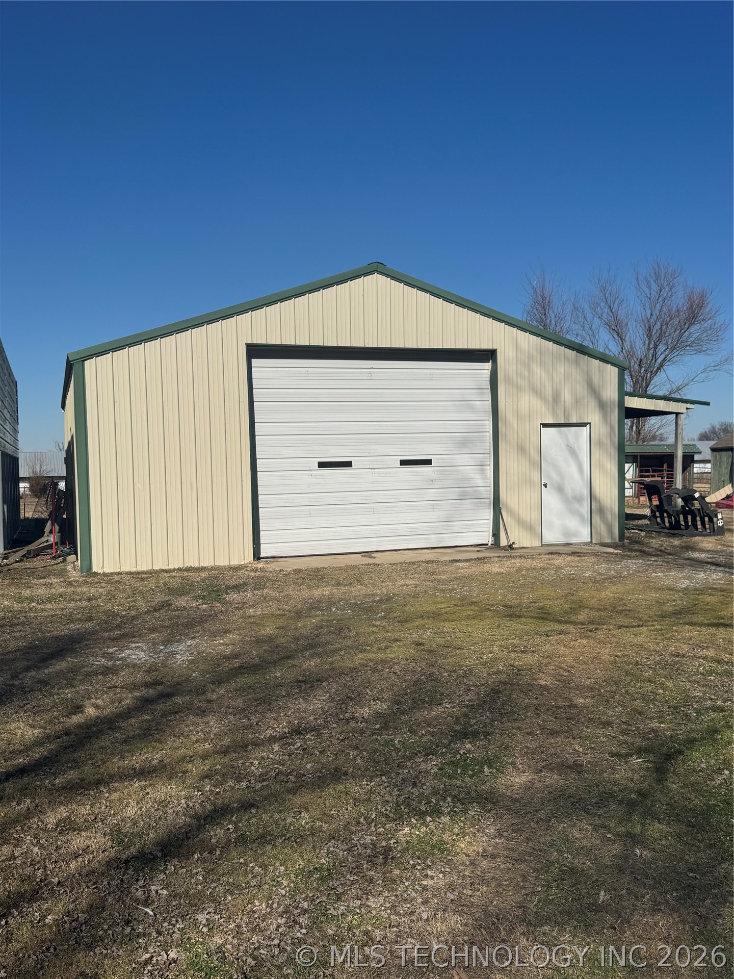 22905 116 Property Photo 2