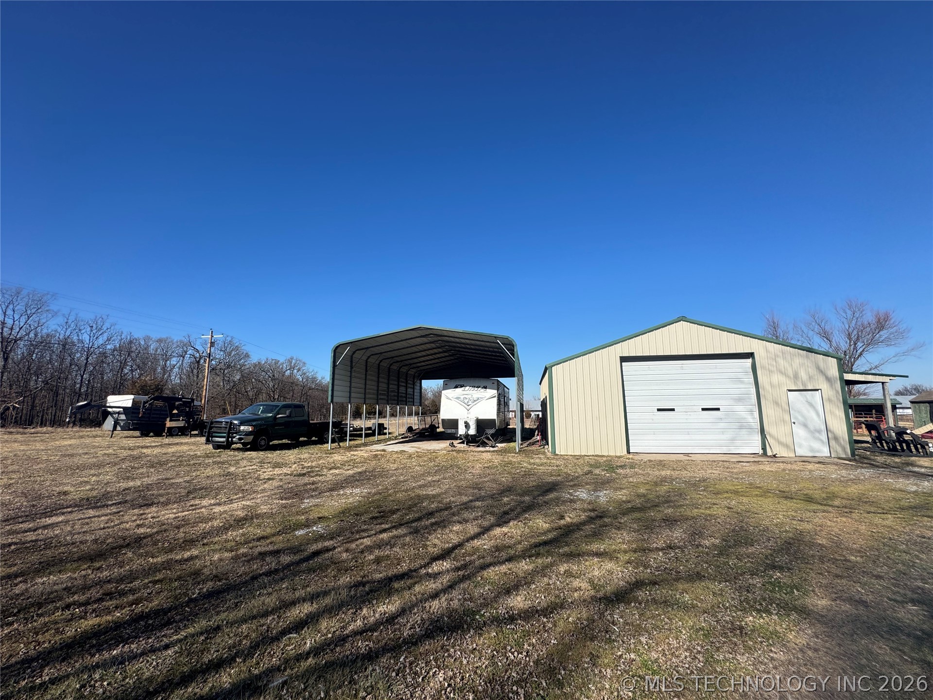 22905 116 Property Photo 3