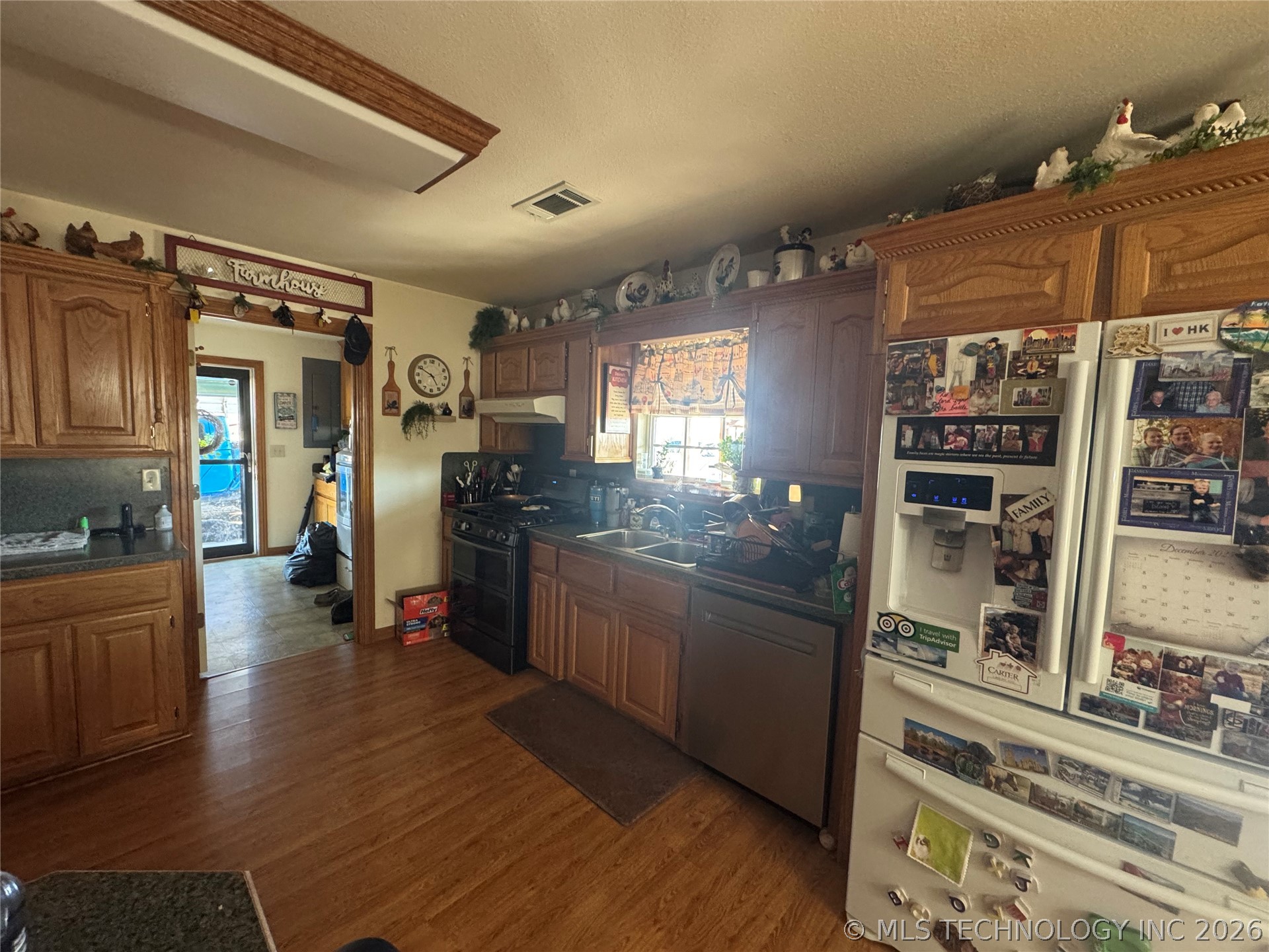 22905 116 Property Photo 4