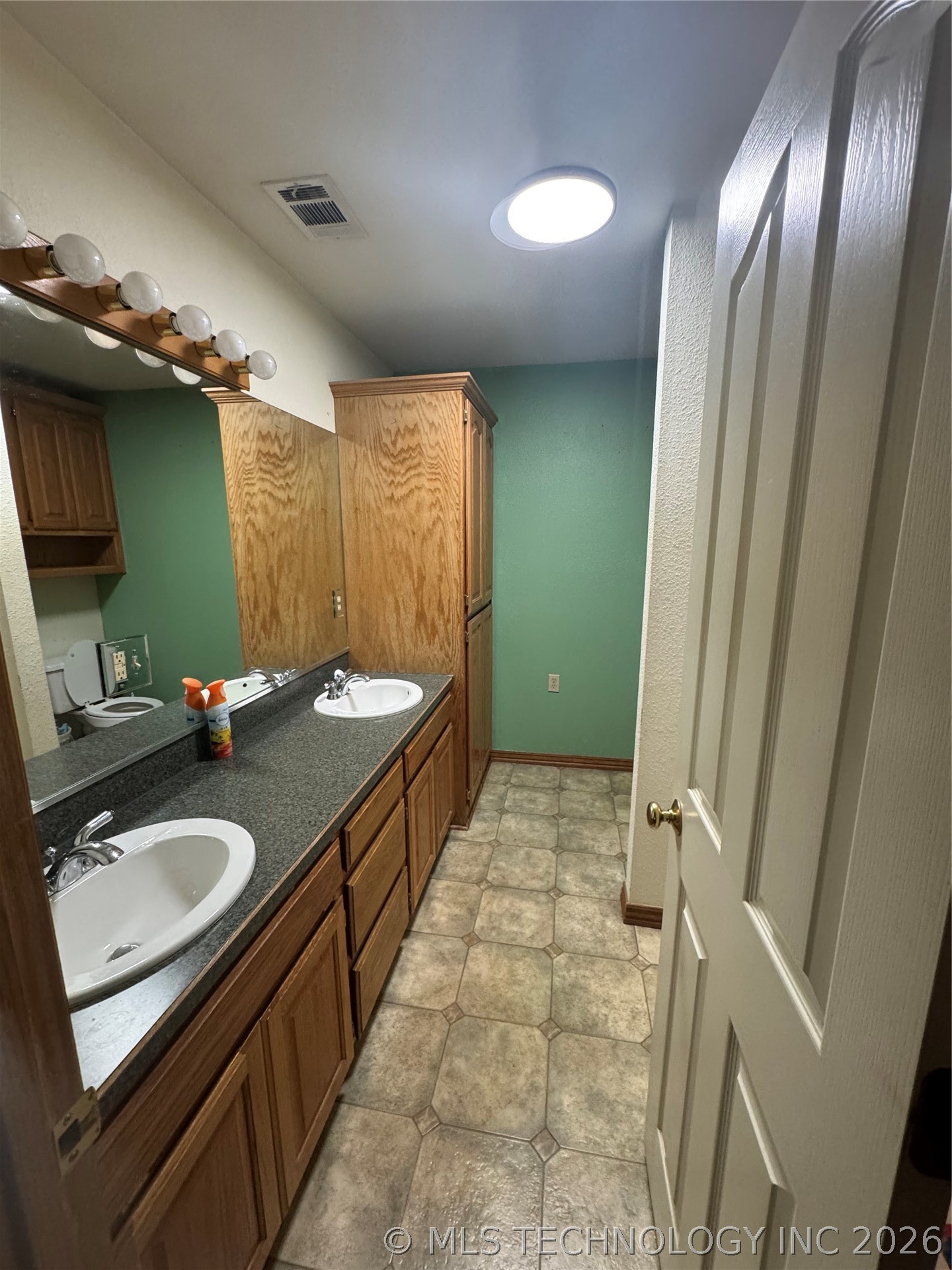 22905 116 Property Photo 7