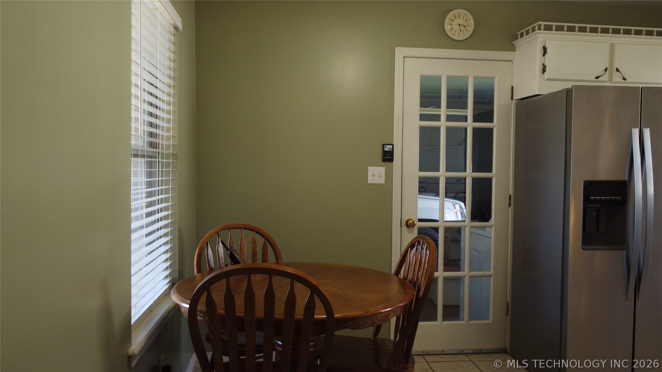 106 Vine Street Property Photo 5