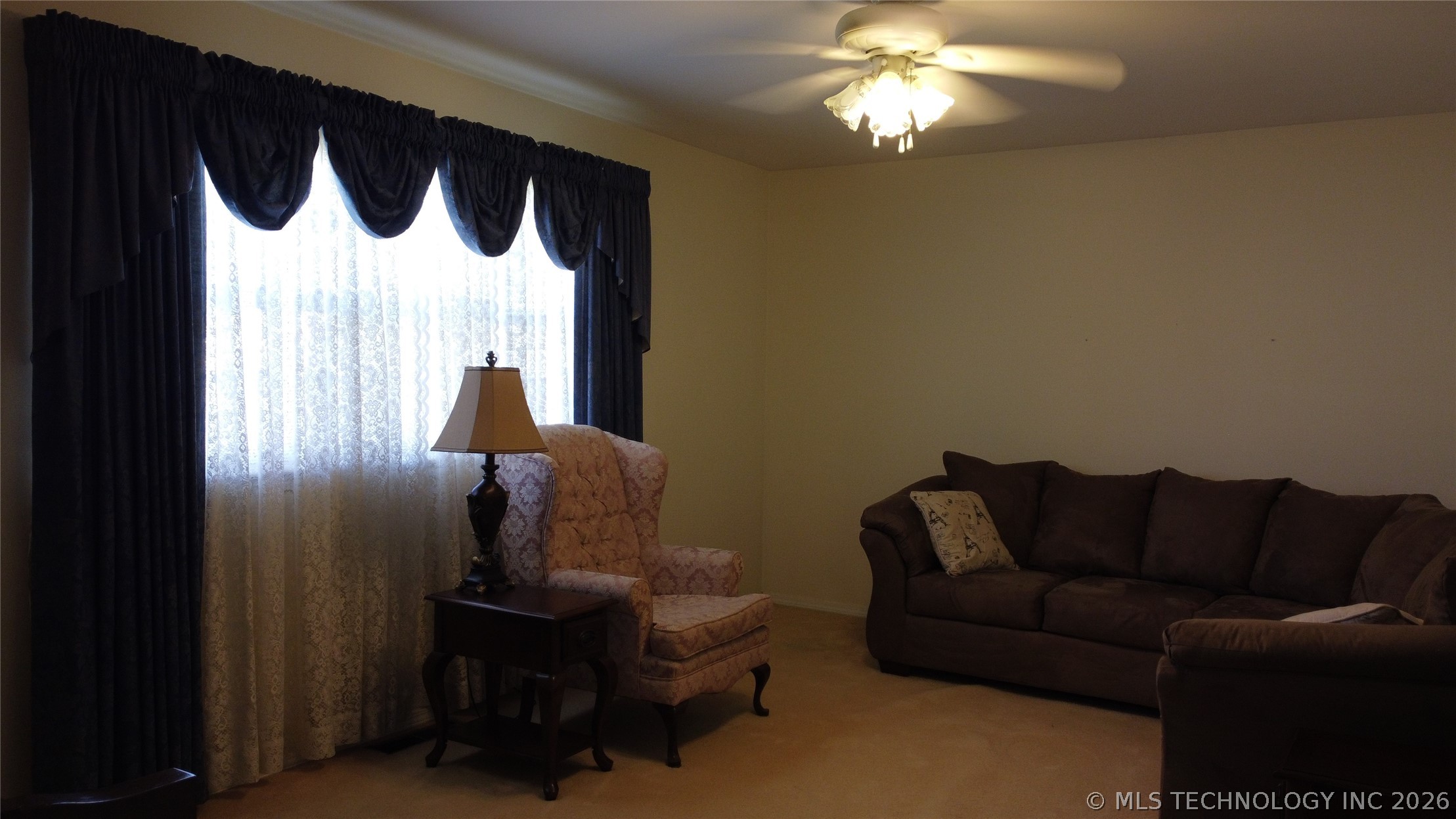 106 Vine Street Property Photo 7