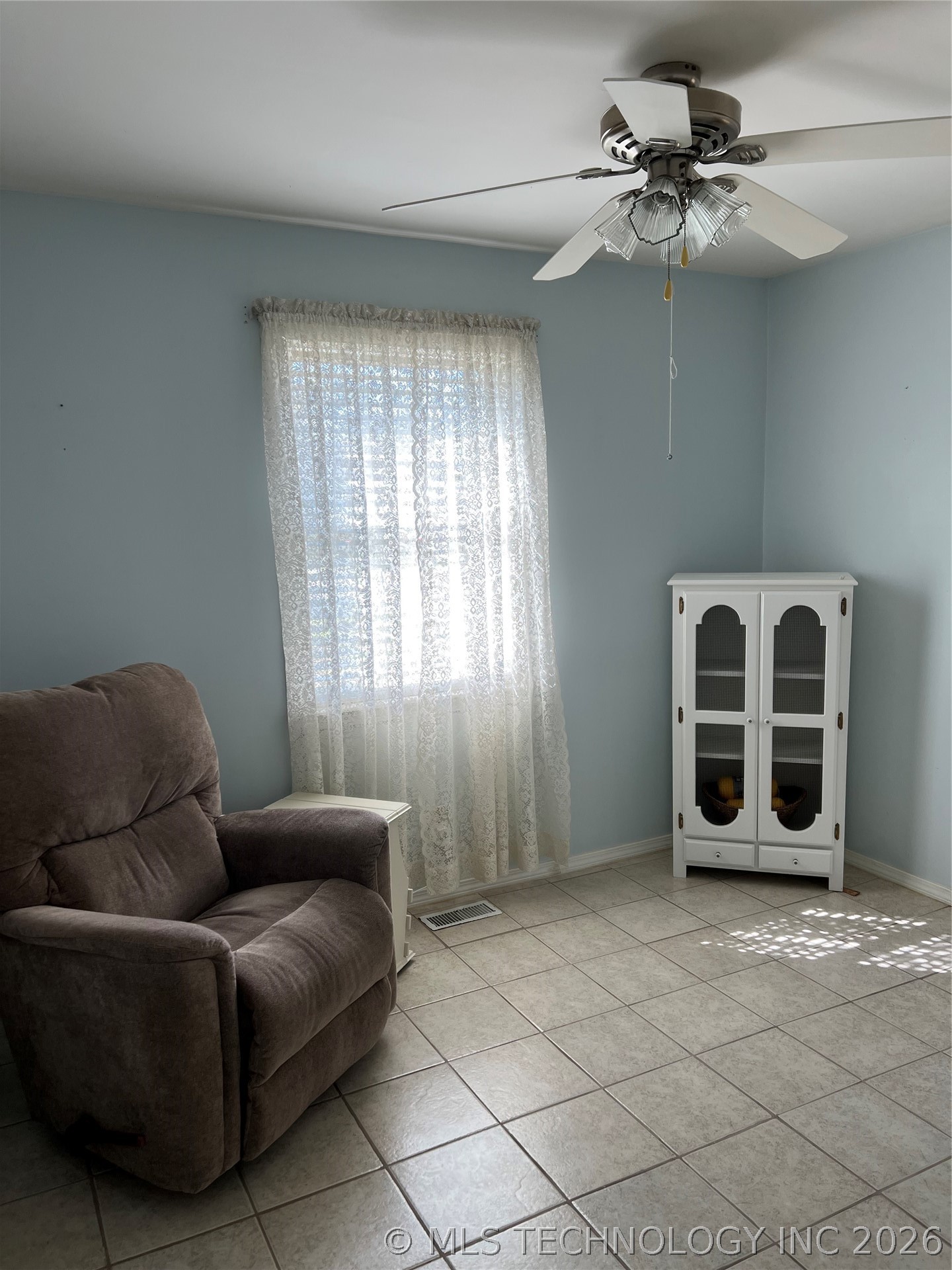 106 Vine Street Property Photo 14