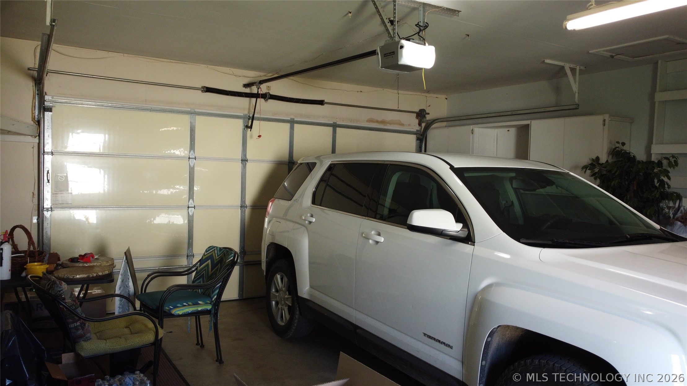 106 Vine Street Property Photo 18
