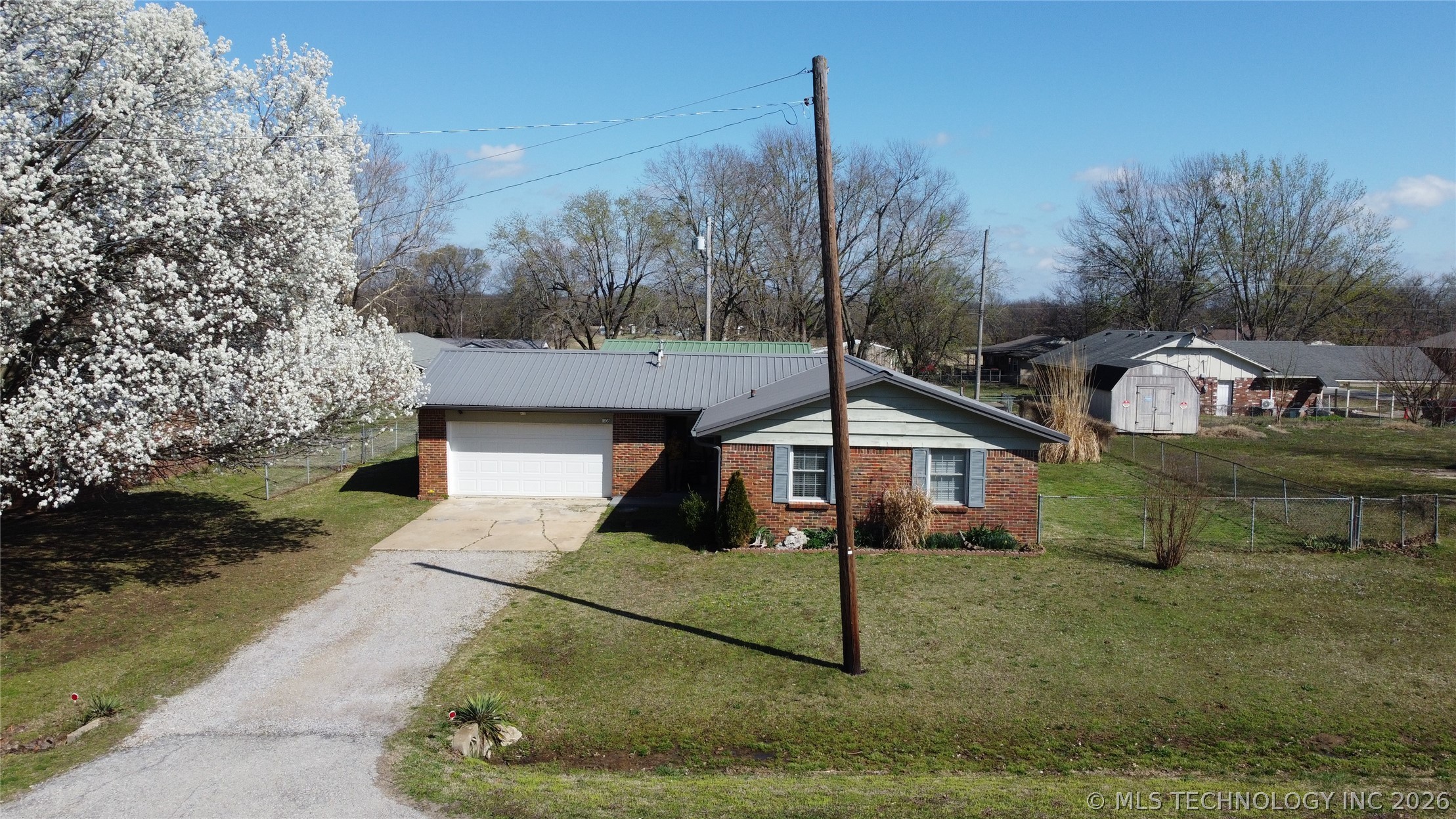 106 Vine Street Property Photo 22