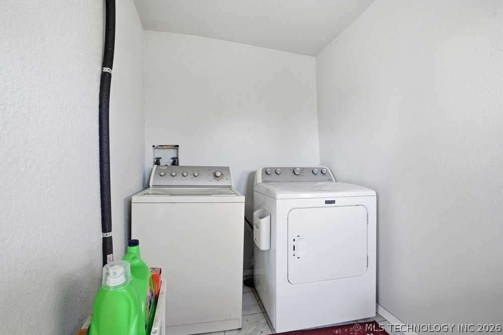 7309 E 14th Street Property Photo 11