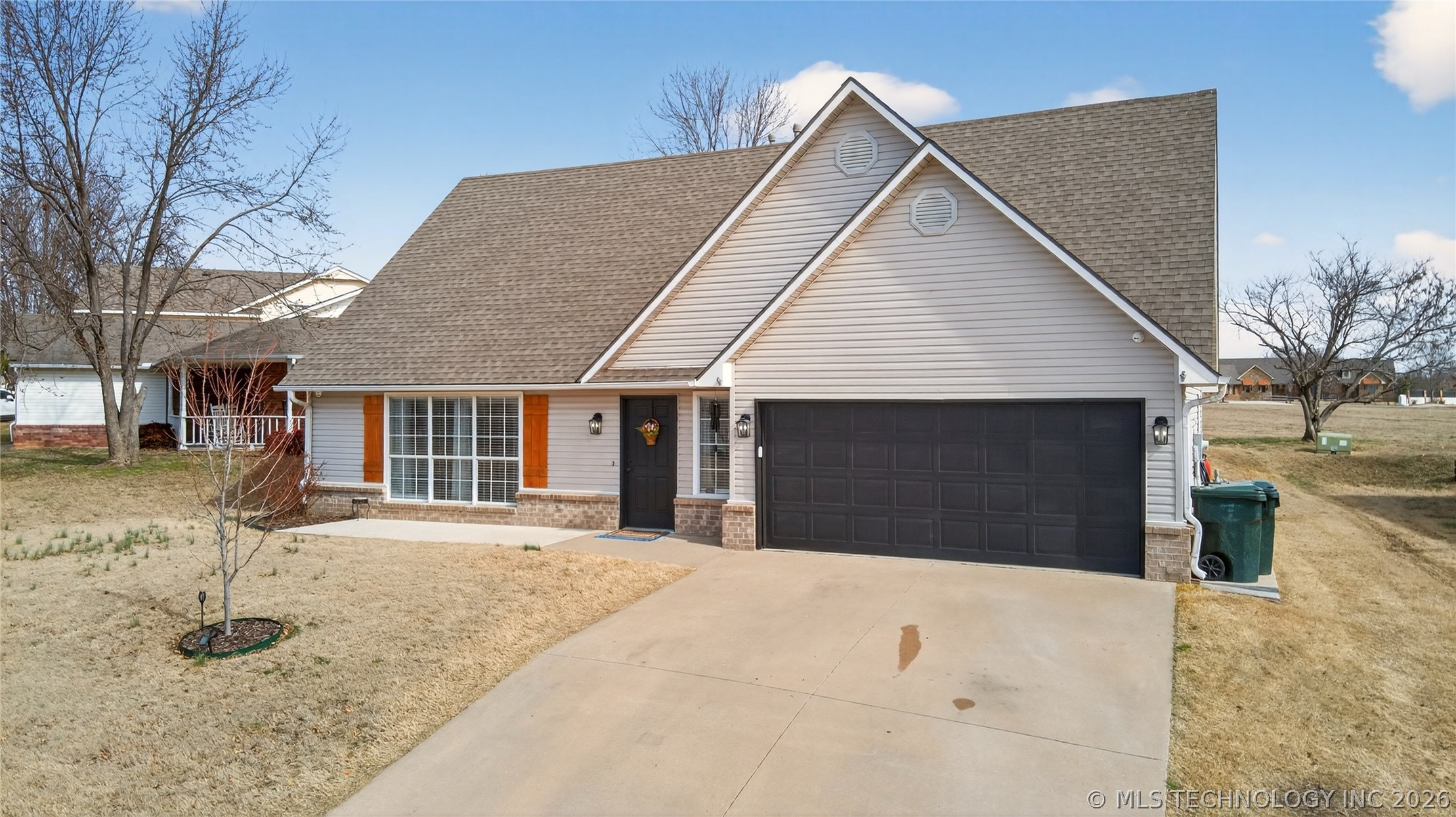 2500 Sw Wolf Run Drive Property Photo 6