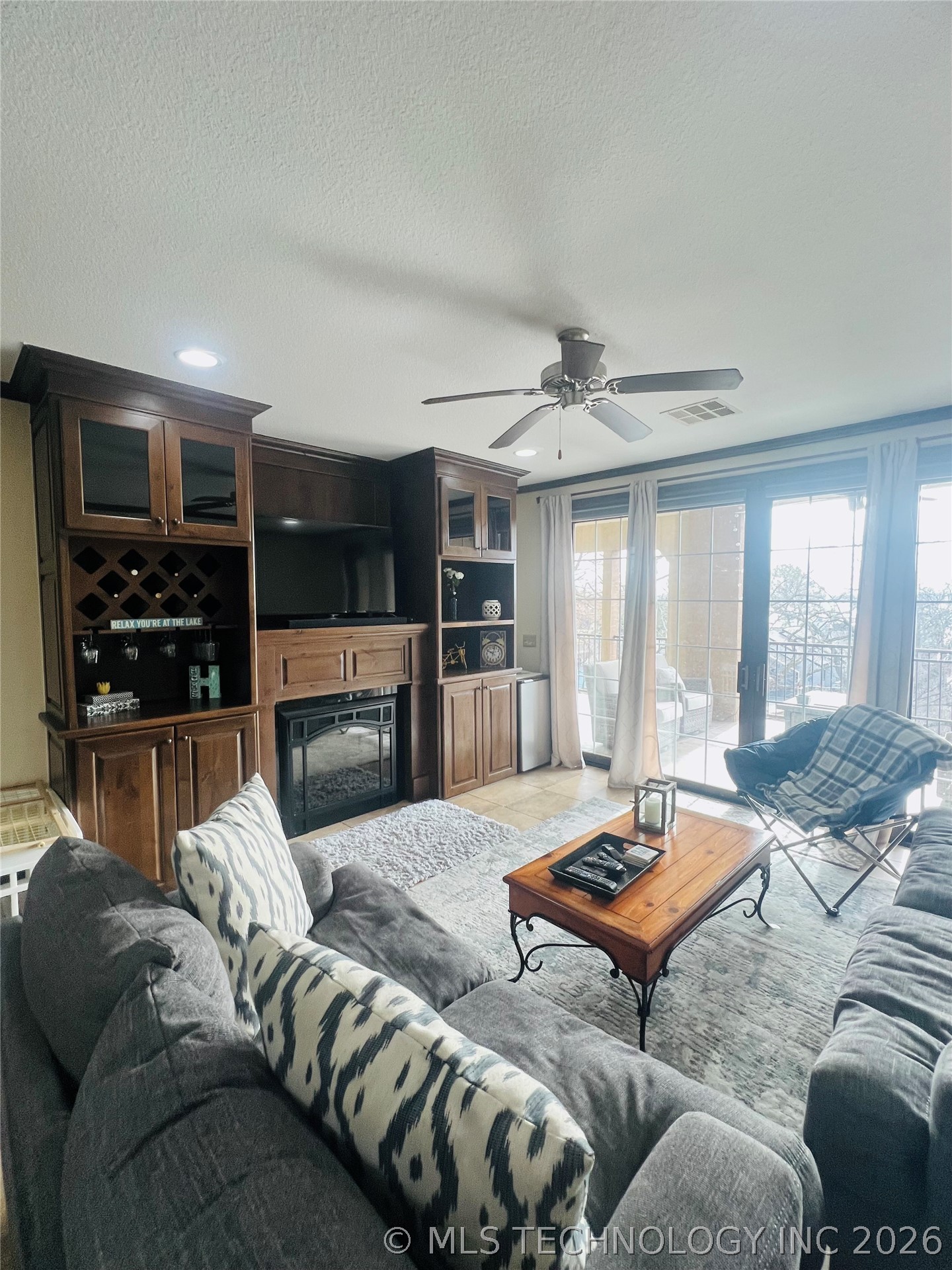 25 Grand Lake Drive 3c Property Photo 5