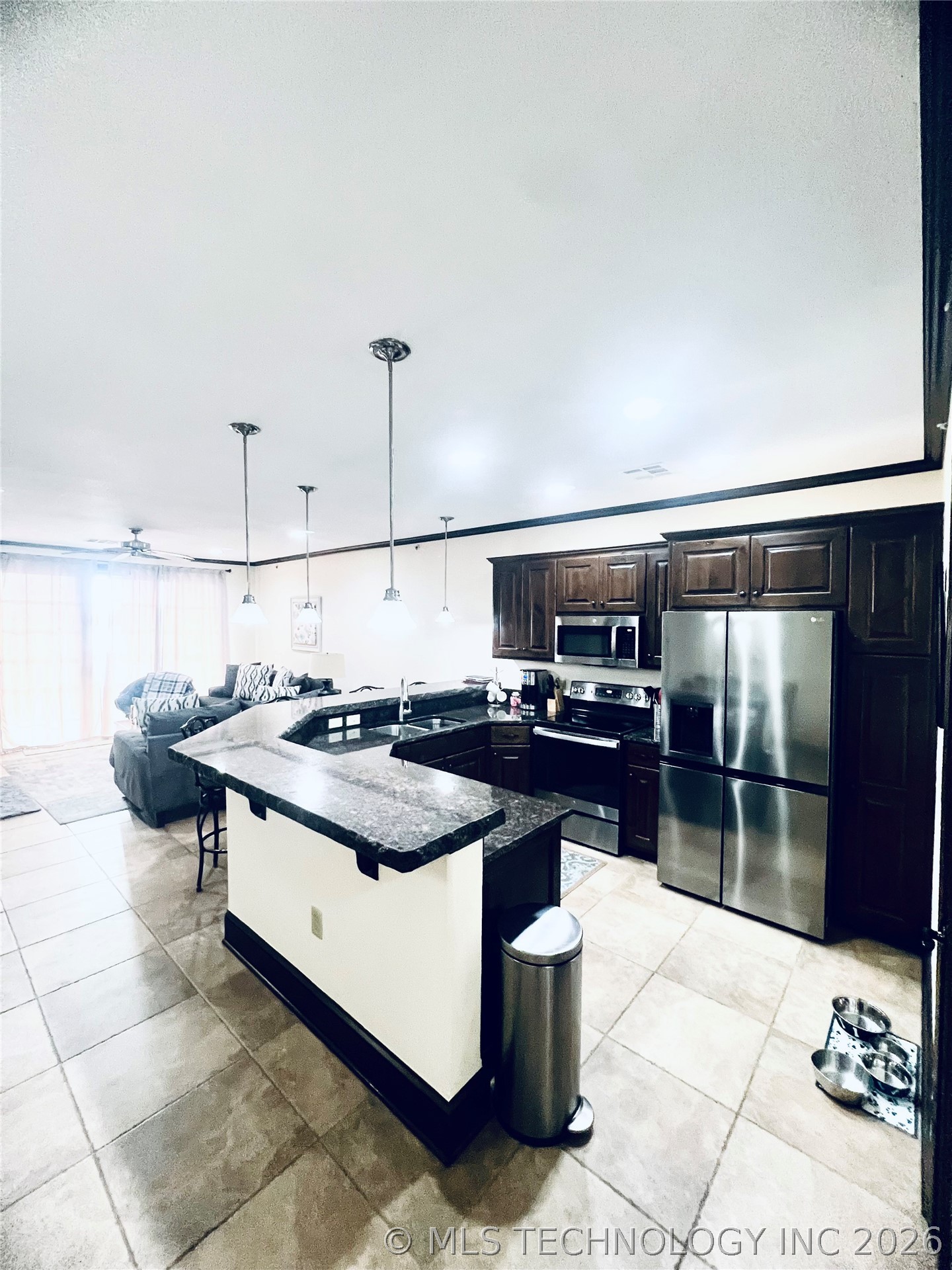 25 Grand Lake Drive 3c Property Photo 8