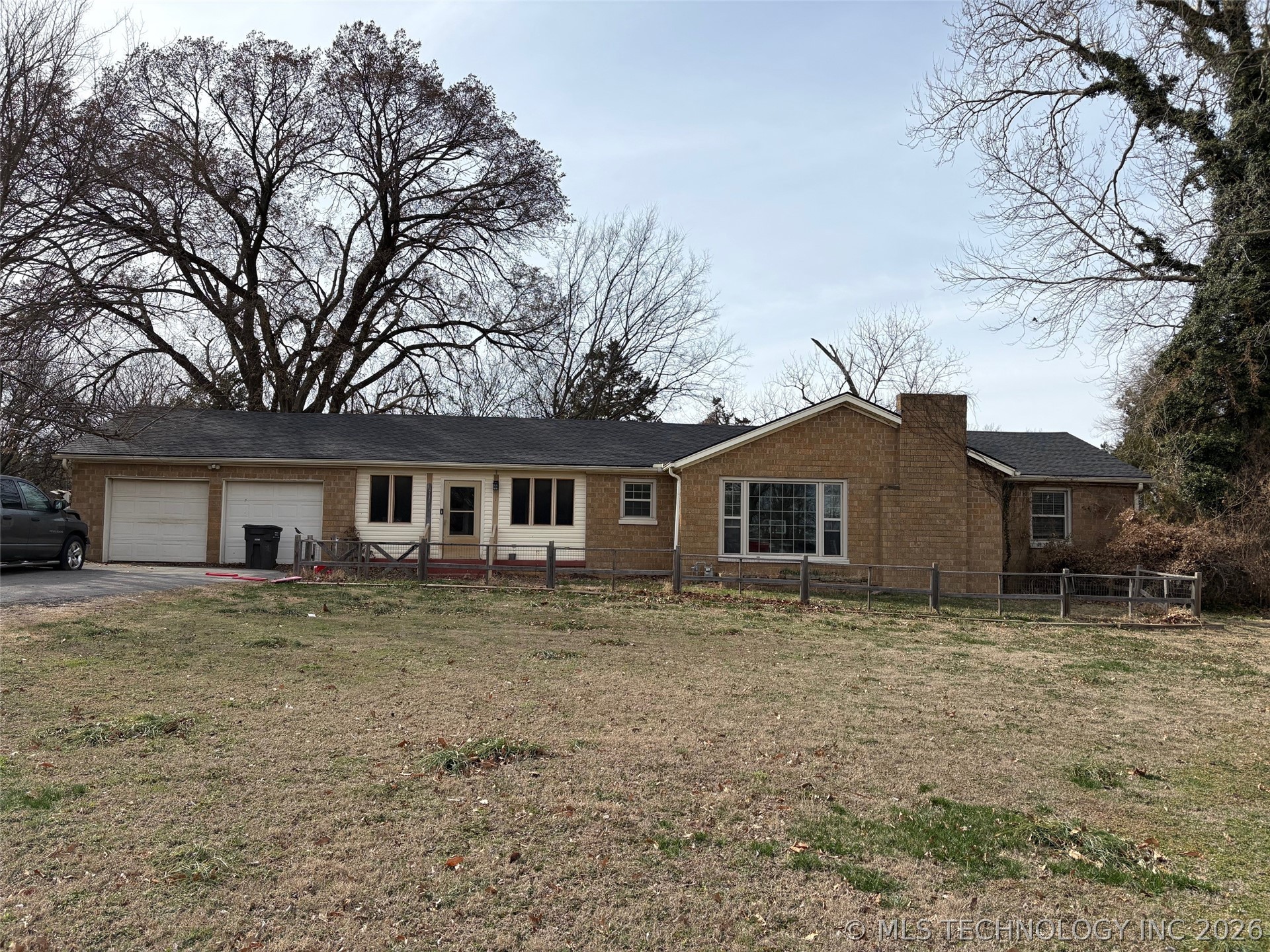 1307 S Madison Boulevard Property Photo 1