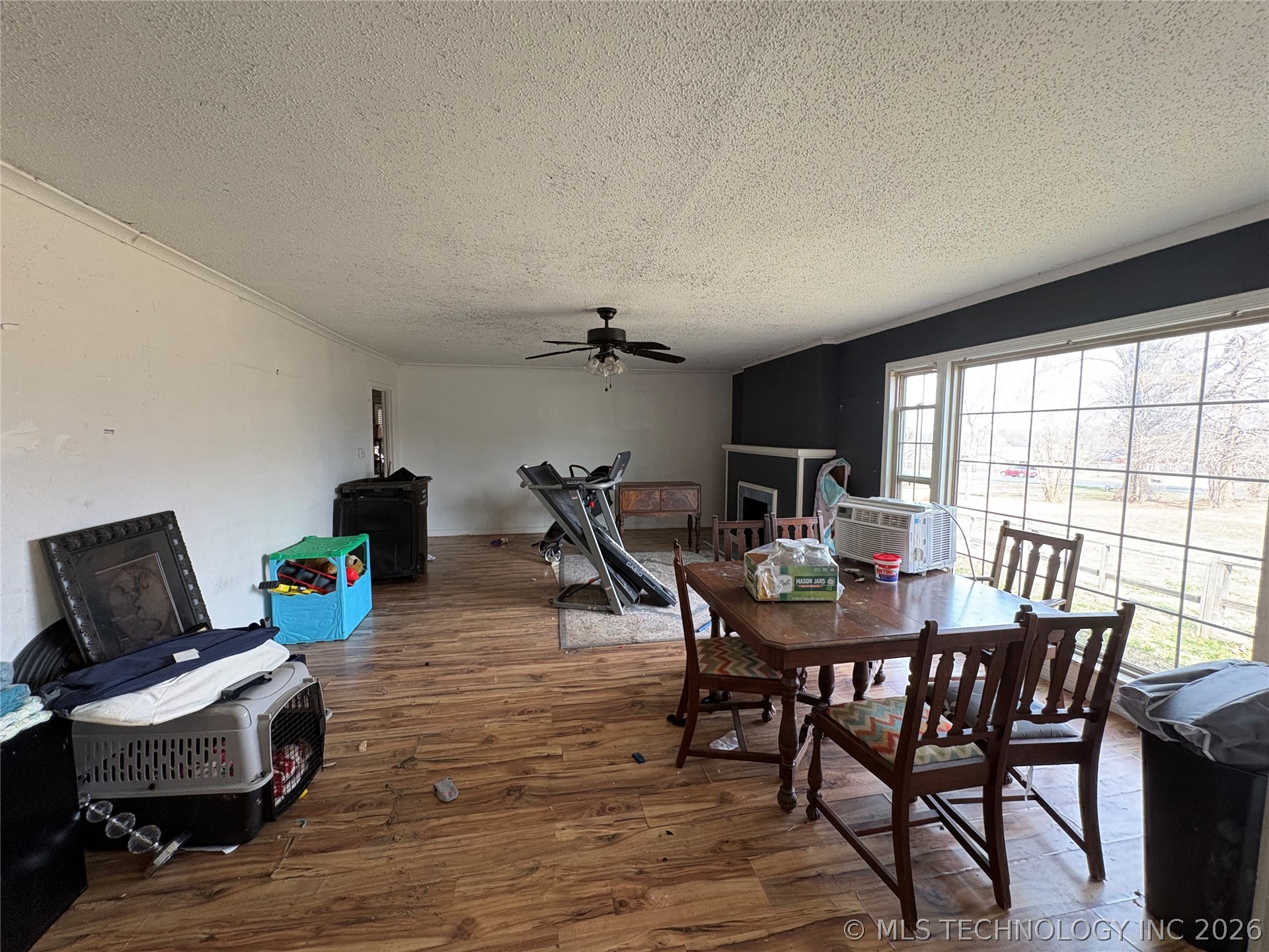 1307 S Madison Boulevard Property Photo 7