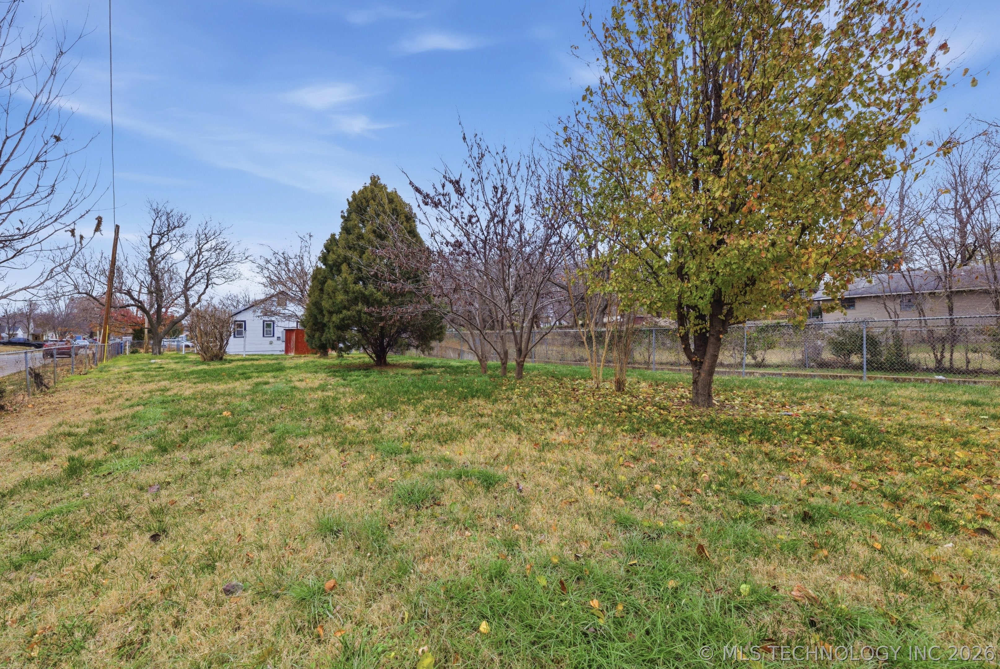 815 N Oswego Avenue Property Photo 16