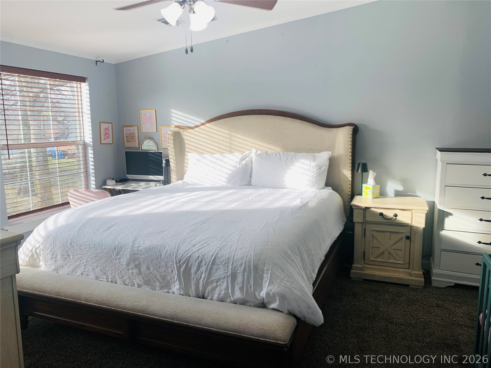 711 W Tyler Avenue Property Photo 15