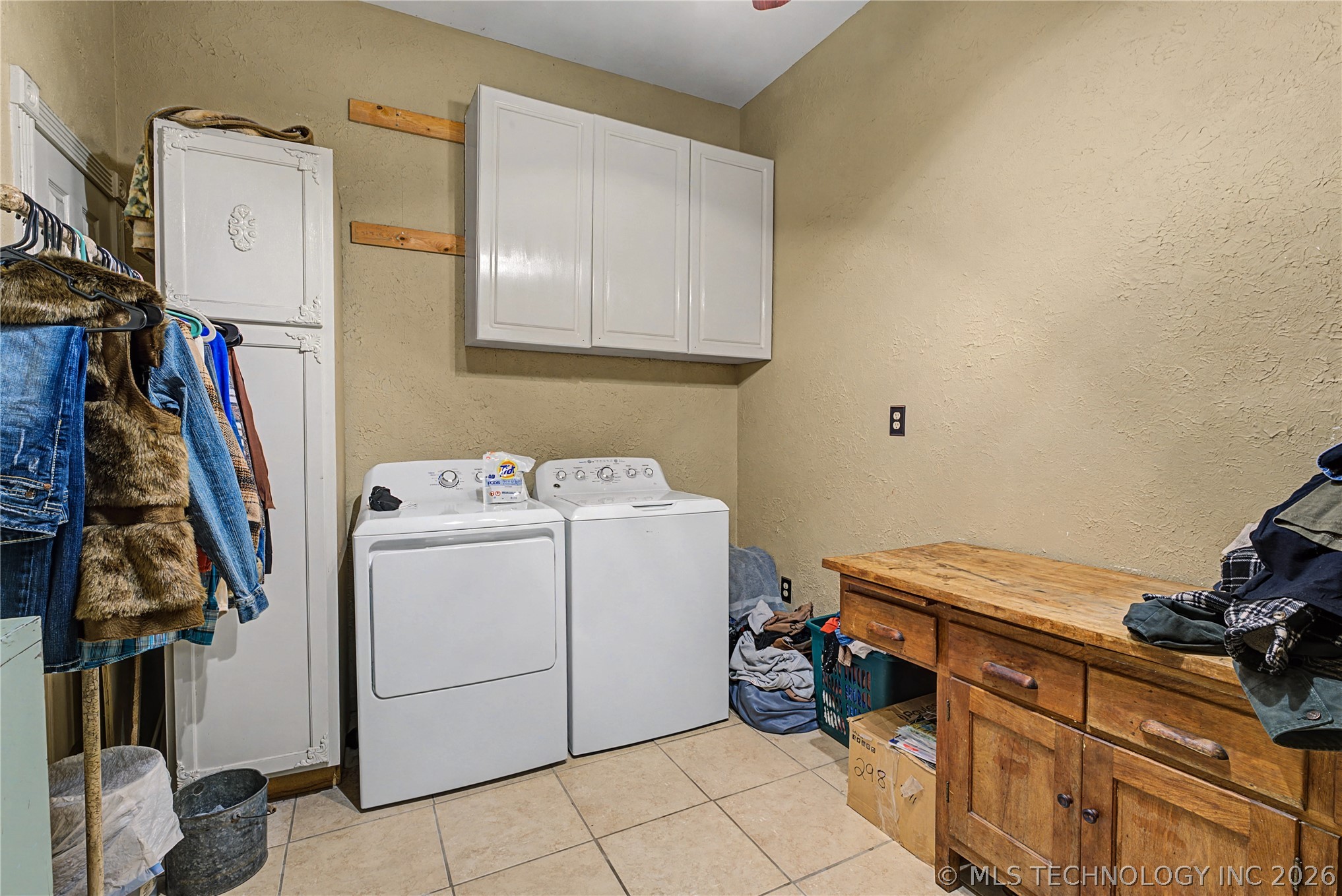 15875 New Lake Road Property Photo 29