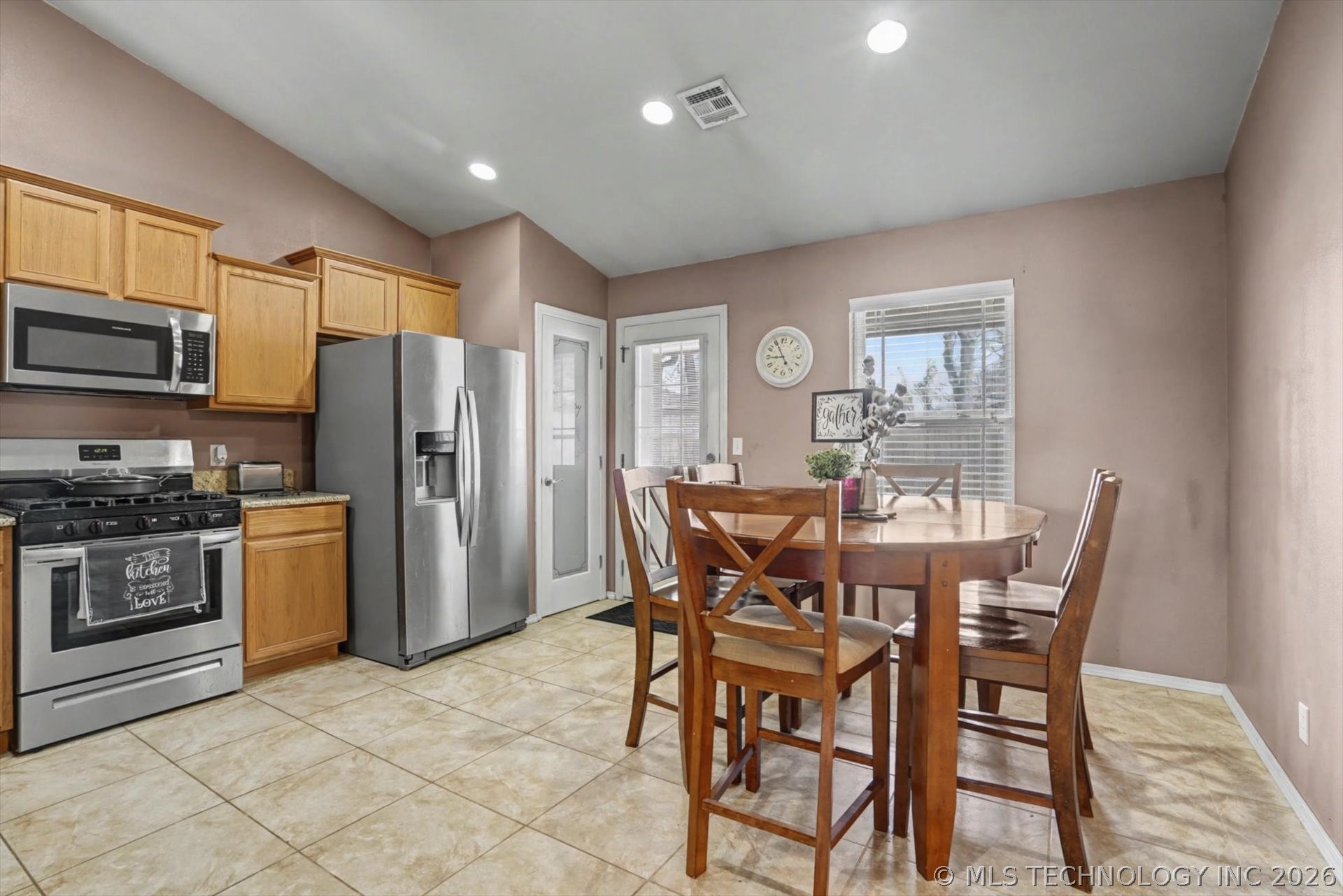 55 E Fairlane Court Property Photo 7