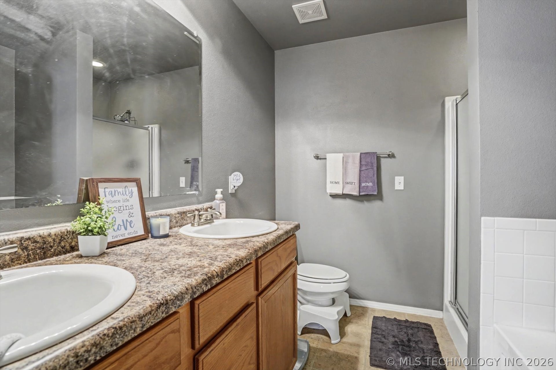 55 E Fairlane Court Property Photo 13