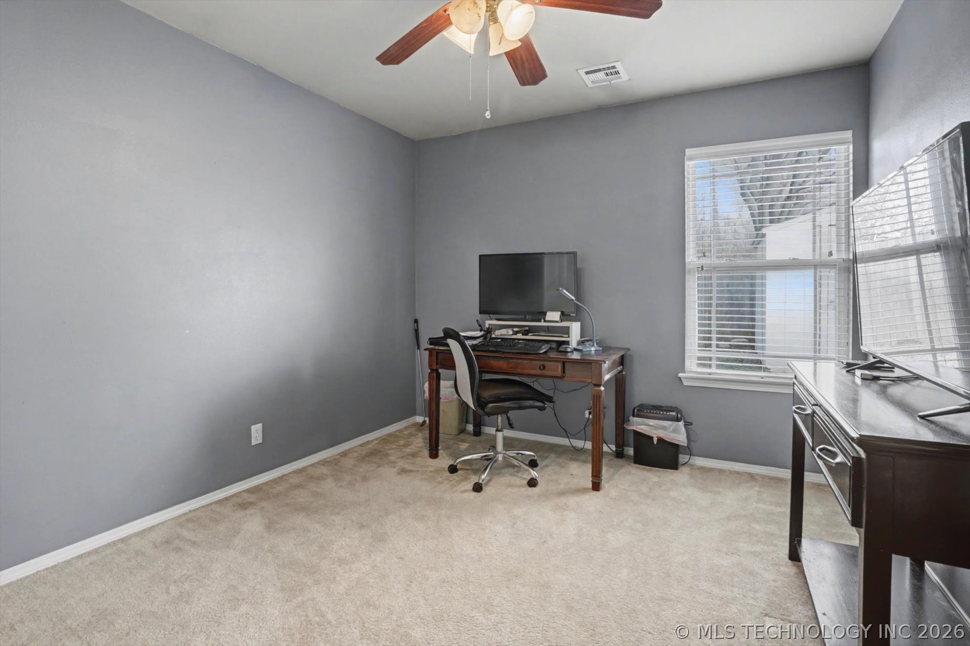 55 E Fairlane Court Property Photo 18