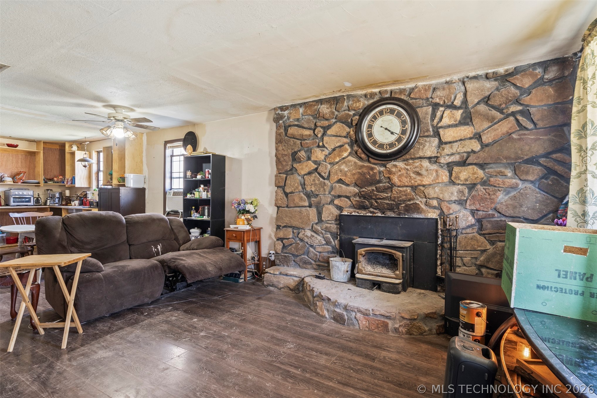 43807 County Road 636 Property Photo 4