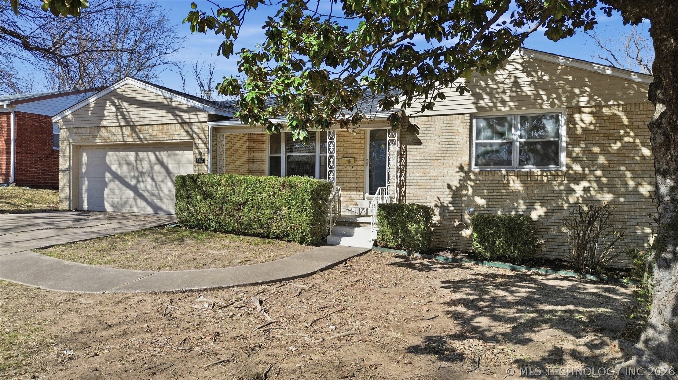 5857 E 21st Place Property Photo 2