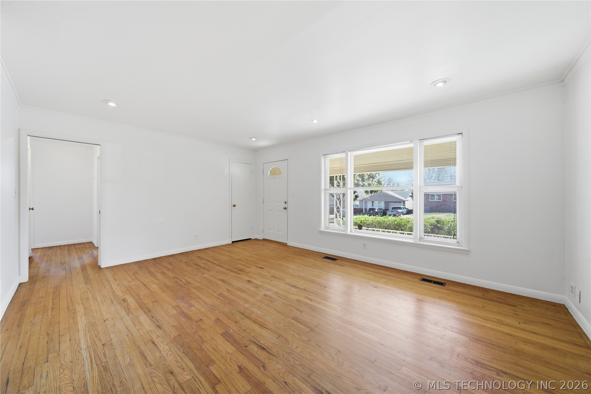 5857 E 21st Place Property Photo 11