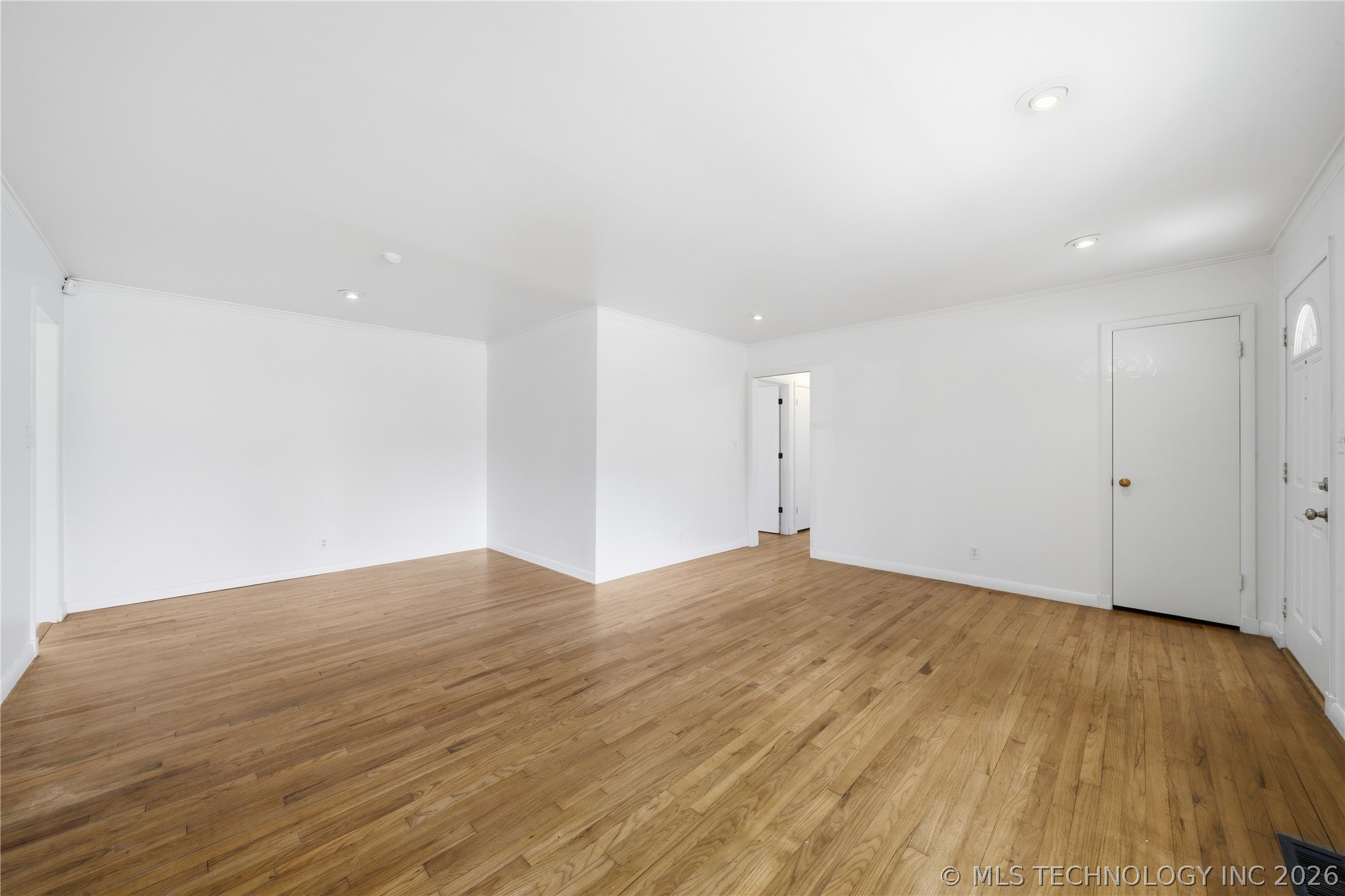 5857 E 21st Place Property Photo 12