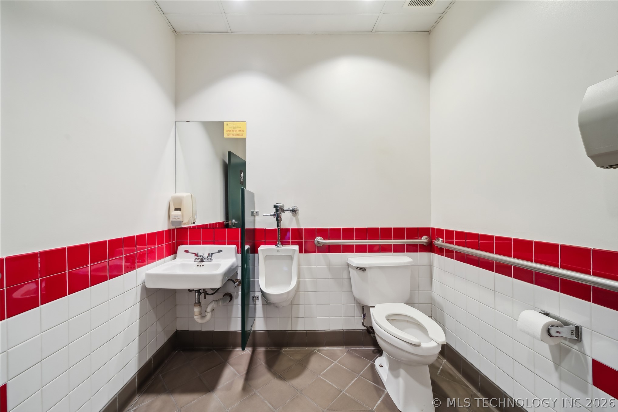 109 S Cincinnati Avenue Property Photo 22