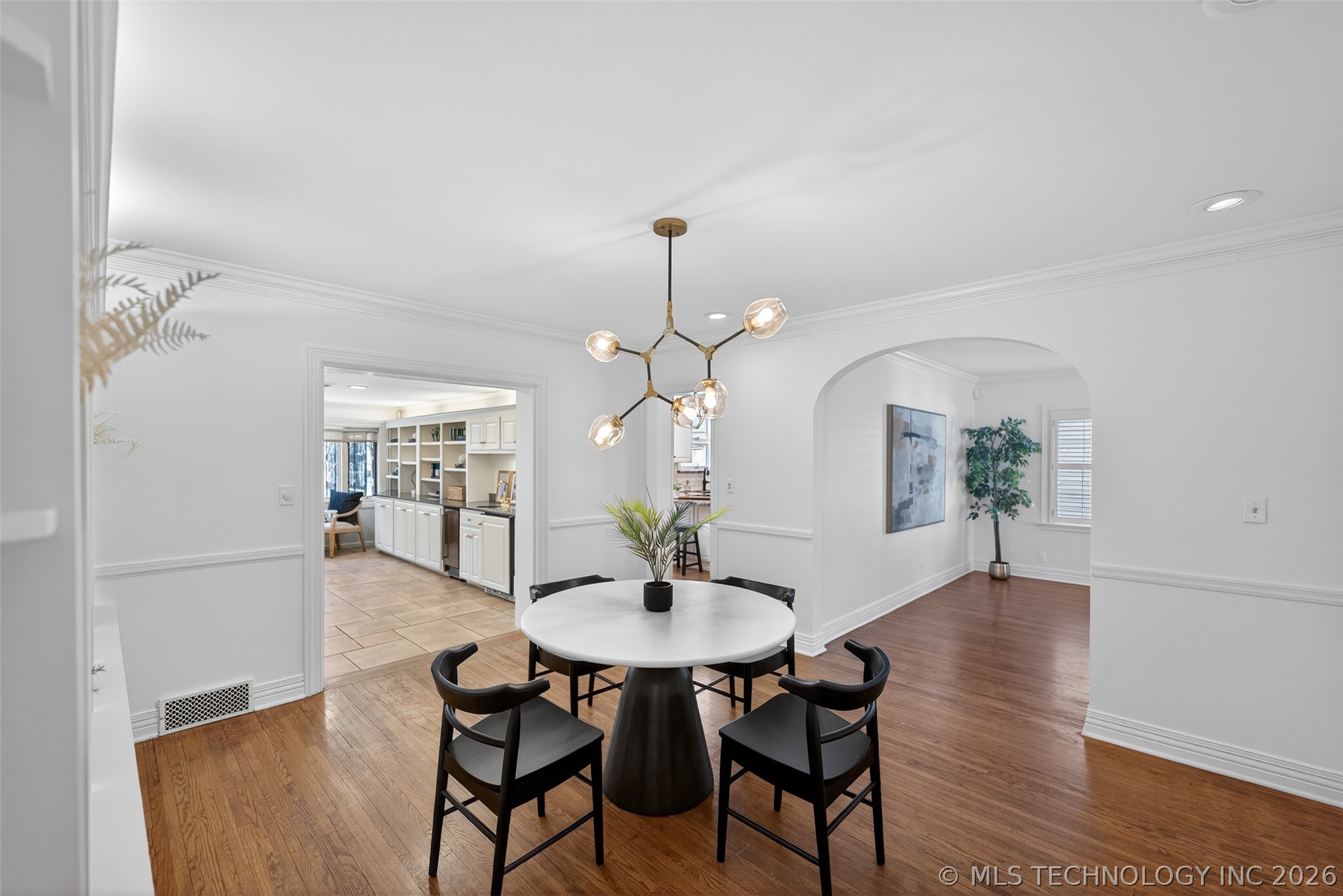 3622 S Yorktown Avenue Property Photo 10