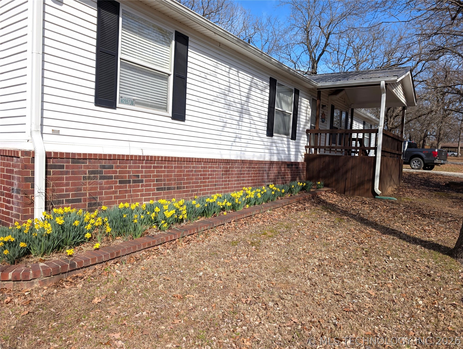 421189 E 1148 Road Property Photo 1