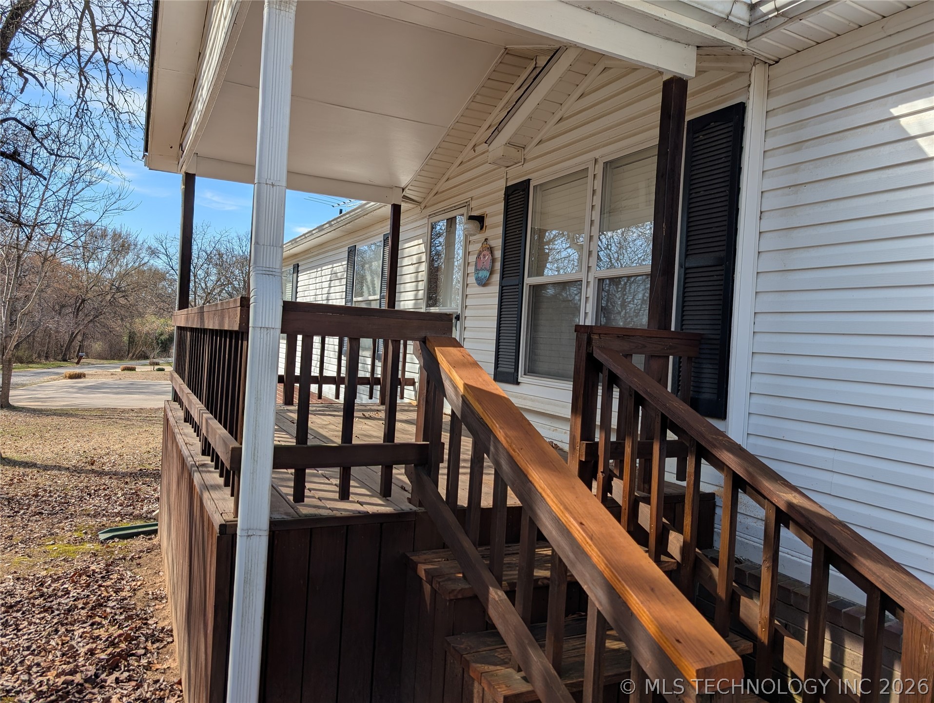 421189 E 1148 Road Property Photo 4